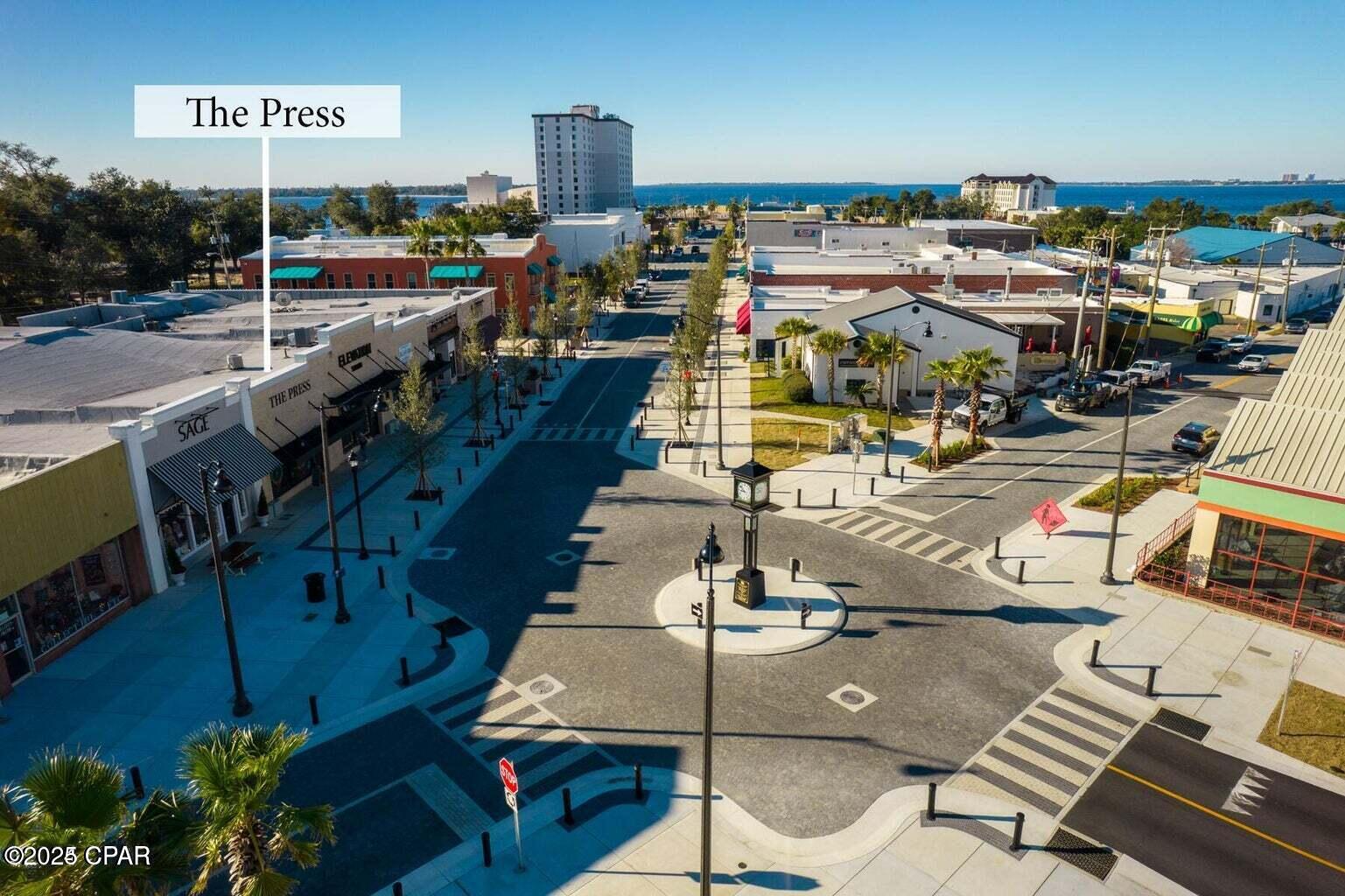 Image 33 For 440 Macarthur Avenue