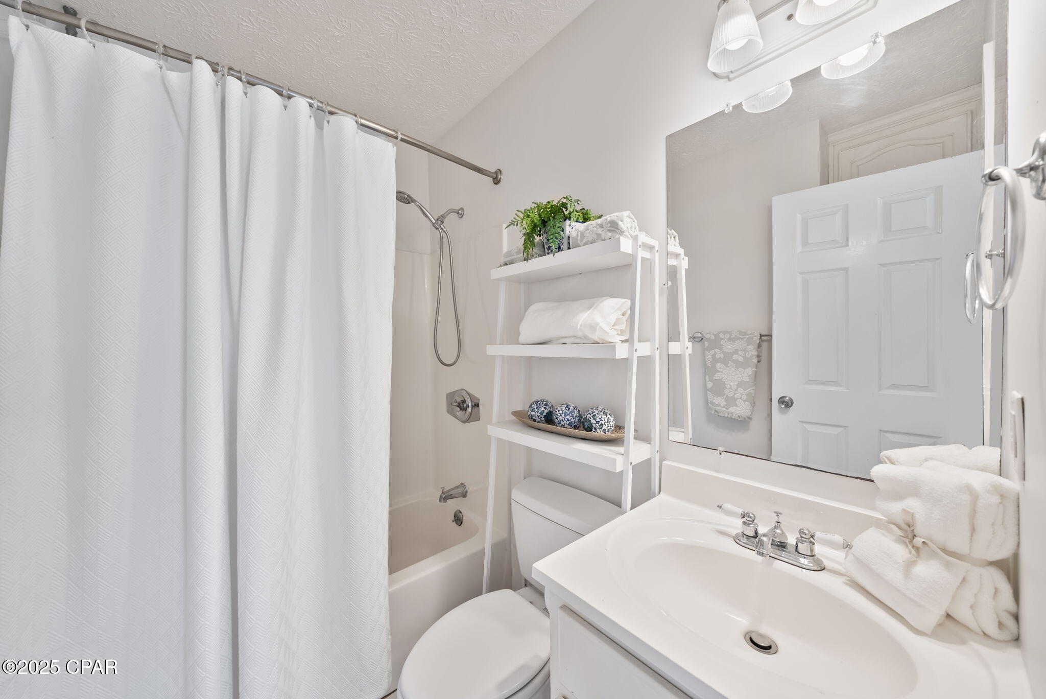 Image 5 For 440 Macarthur Avenue