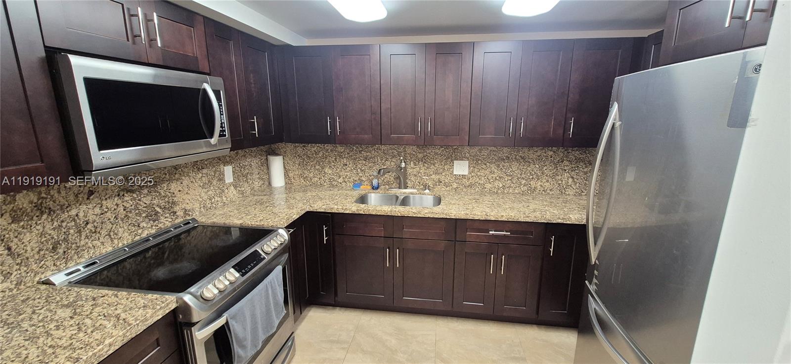 Promenade At Kendale Lake