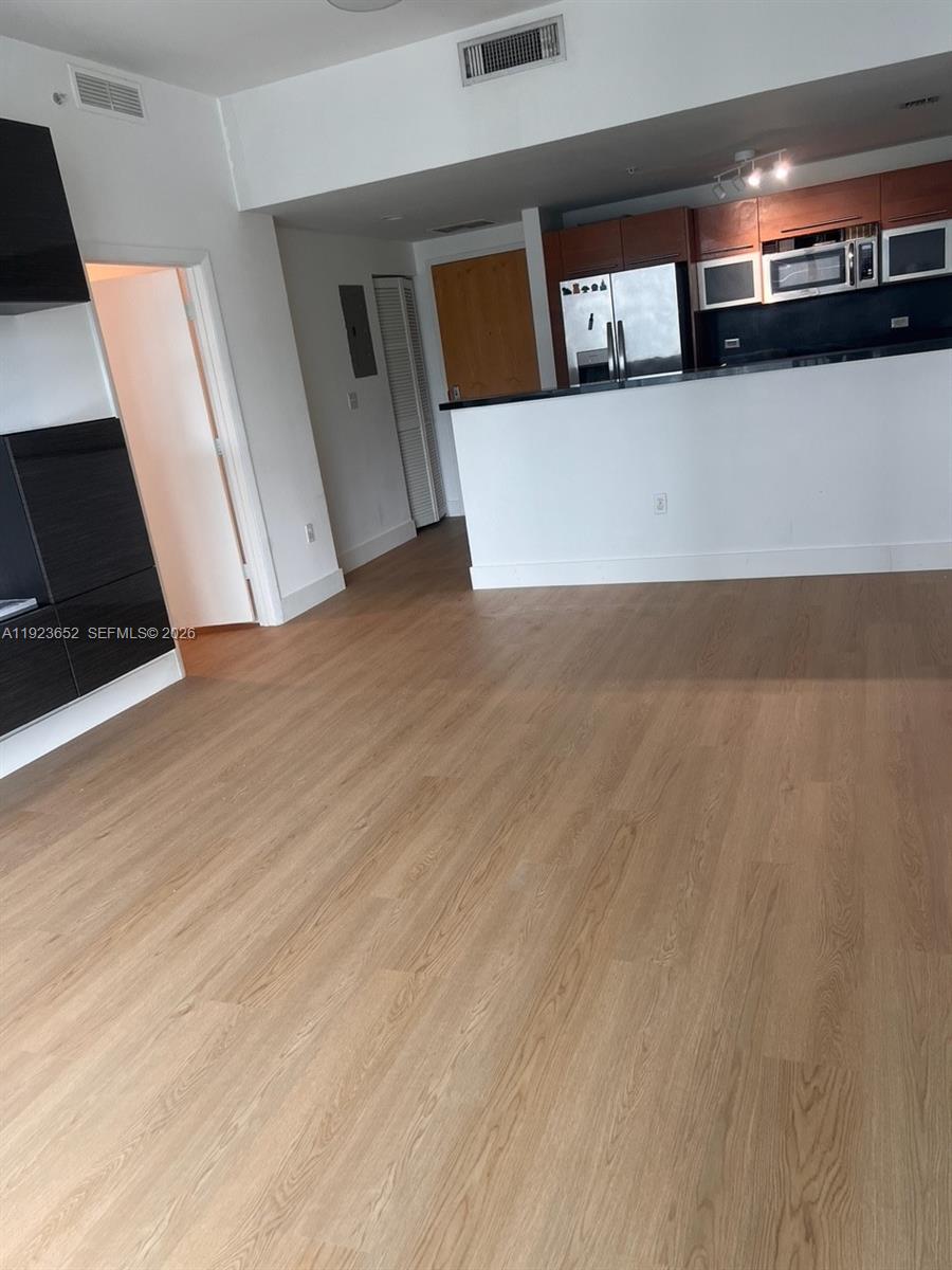 Vizcayne South Condo