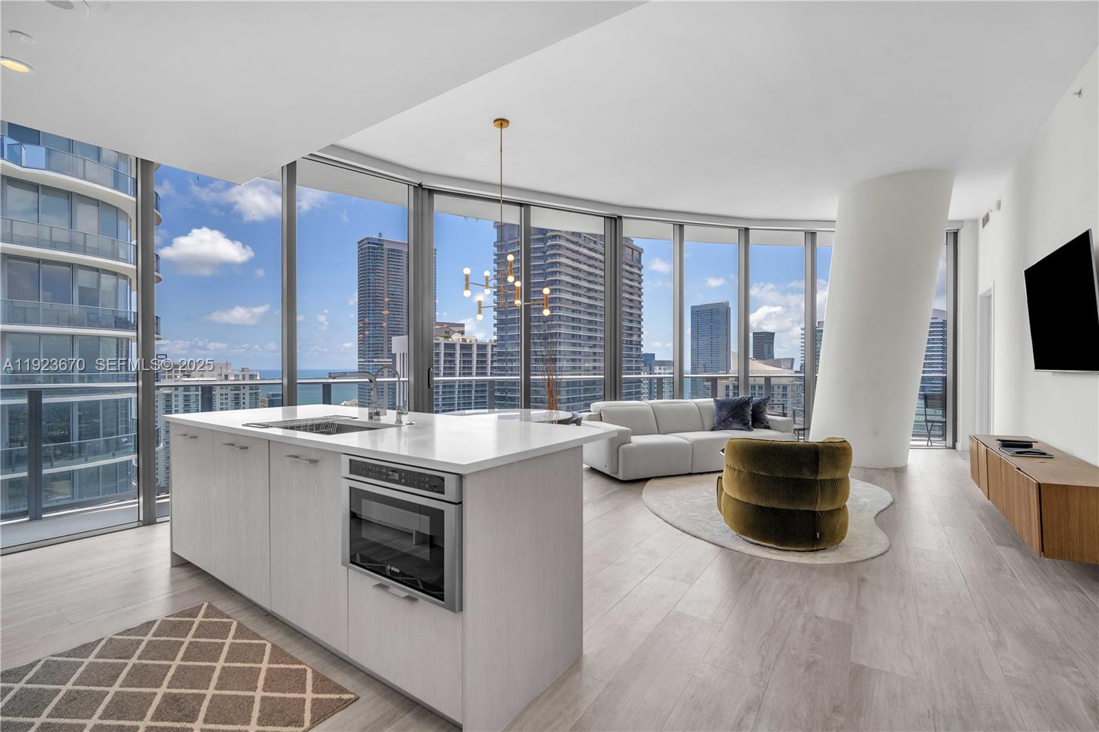Brickell Heights West Con