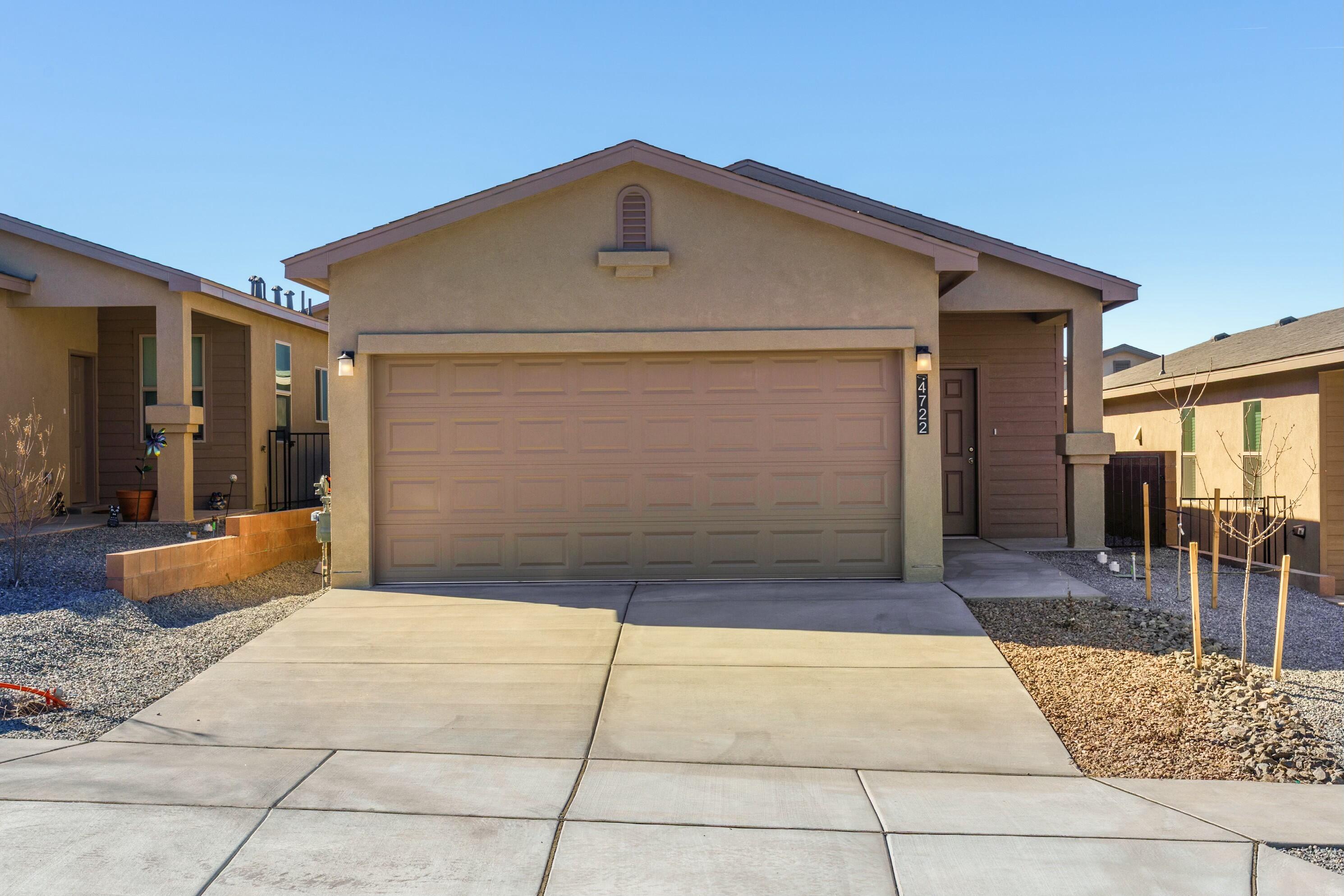 4722 Grizzly Peak Road, Rio Rancho NM 87144