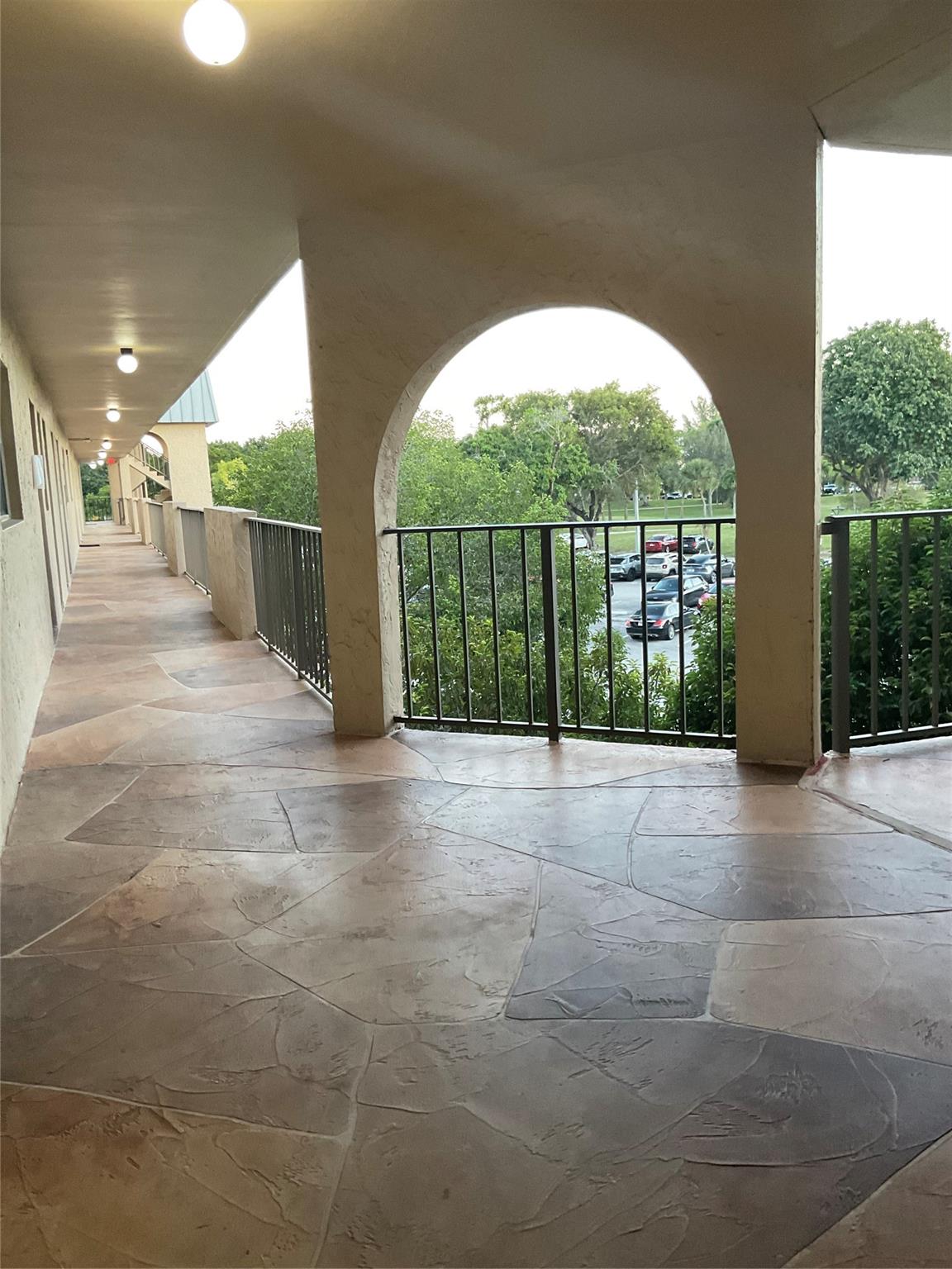 Homes for sale in Lauderhill, FL | 6201 N Falls Circle Dr #309, Lauderhill, FL 33319 | MLS# F10539256