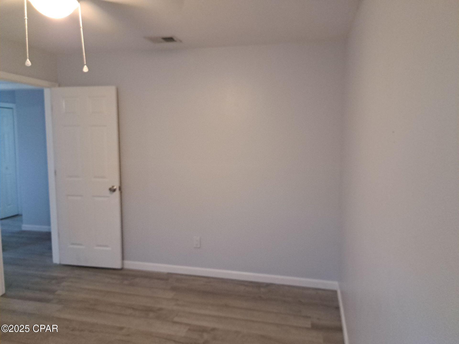 Image 11 For 4828 Grimes Street 2