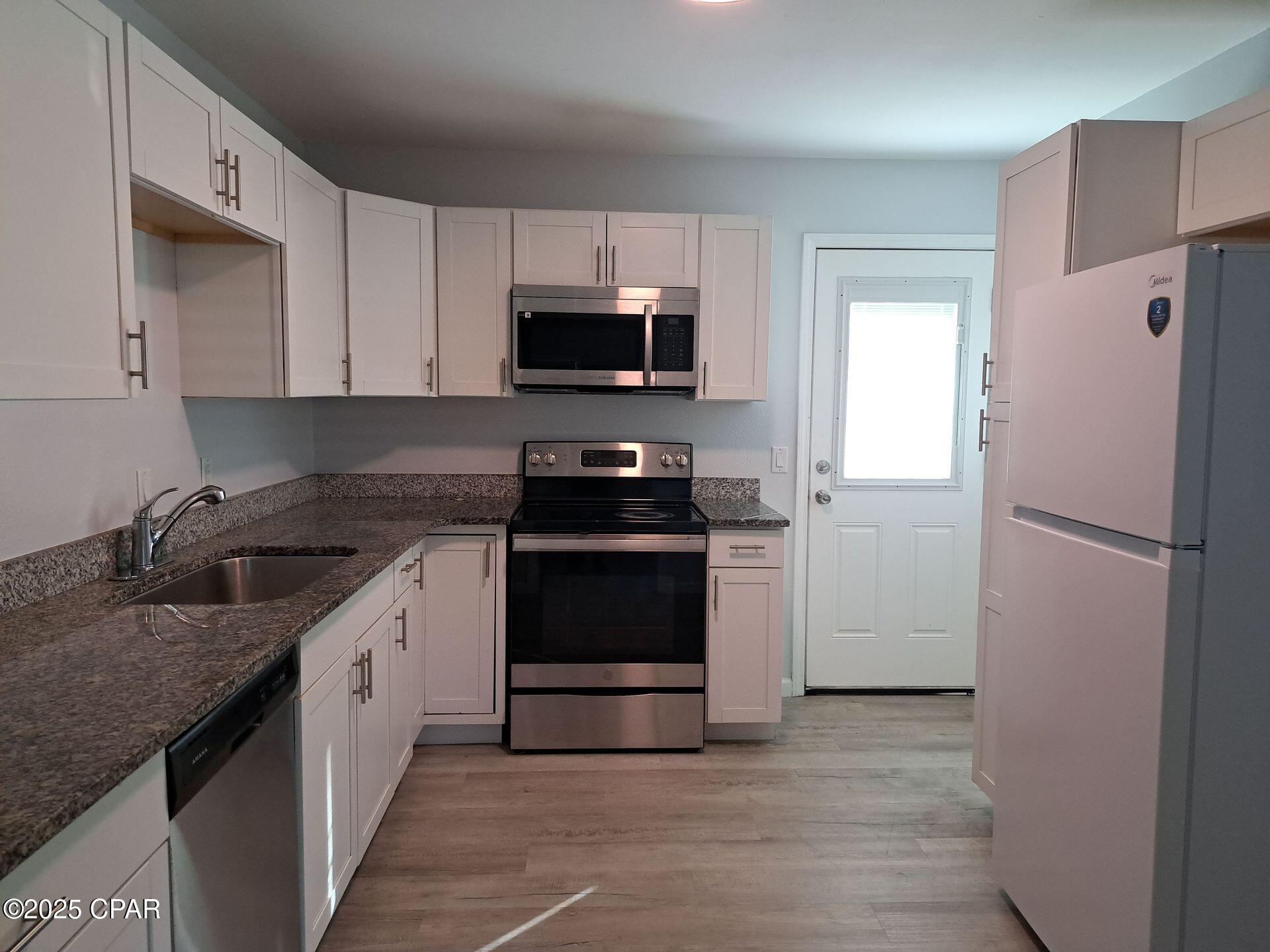 Image 2 For 4828 Grimes Street 2