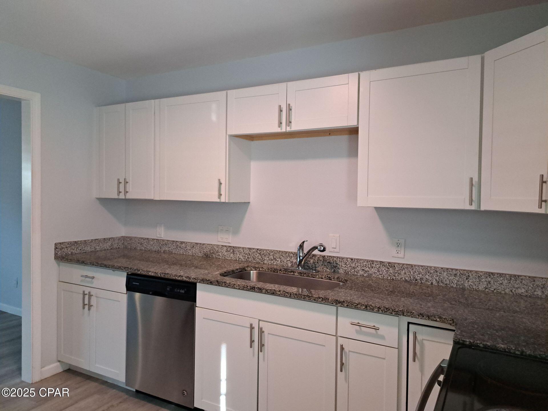 Image 5 For 4828 Grimes Street 2