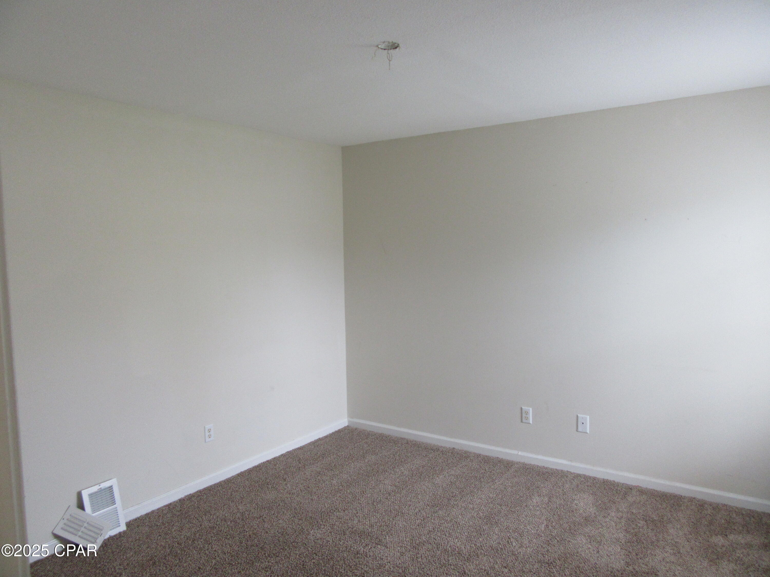 Image 12 For 1401 Gulf Avenue 7