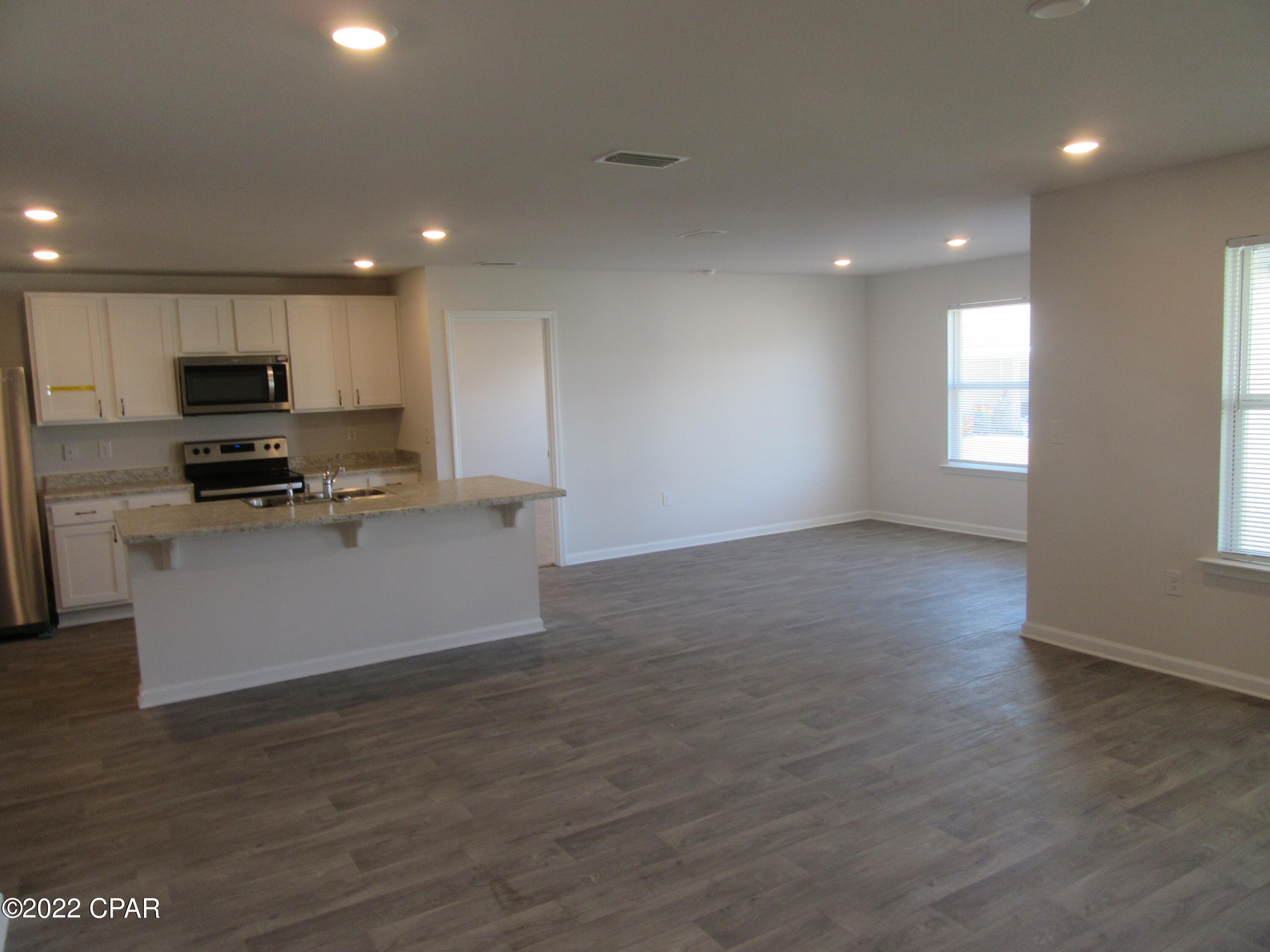 Image 12 For 4015 Pioneer Lane