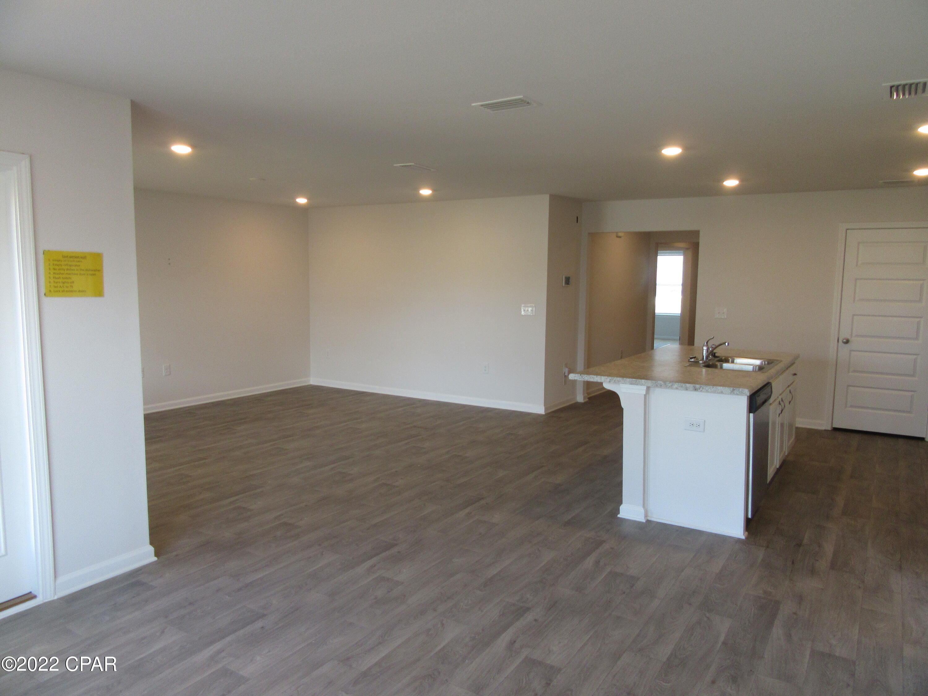 Image 14 For 4015 Pioneer Lane