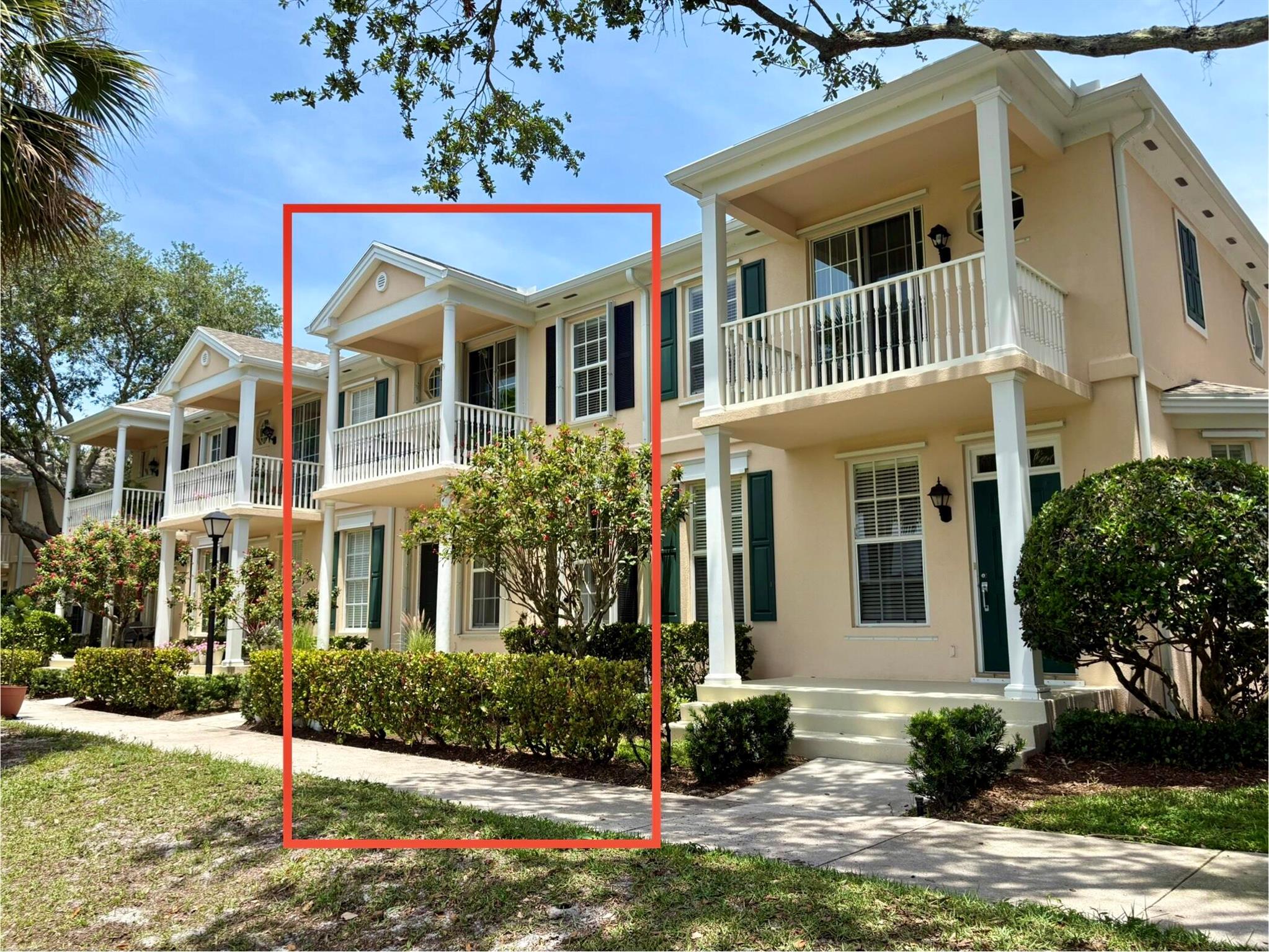 Charleston Court At Abaco