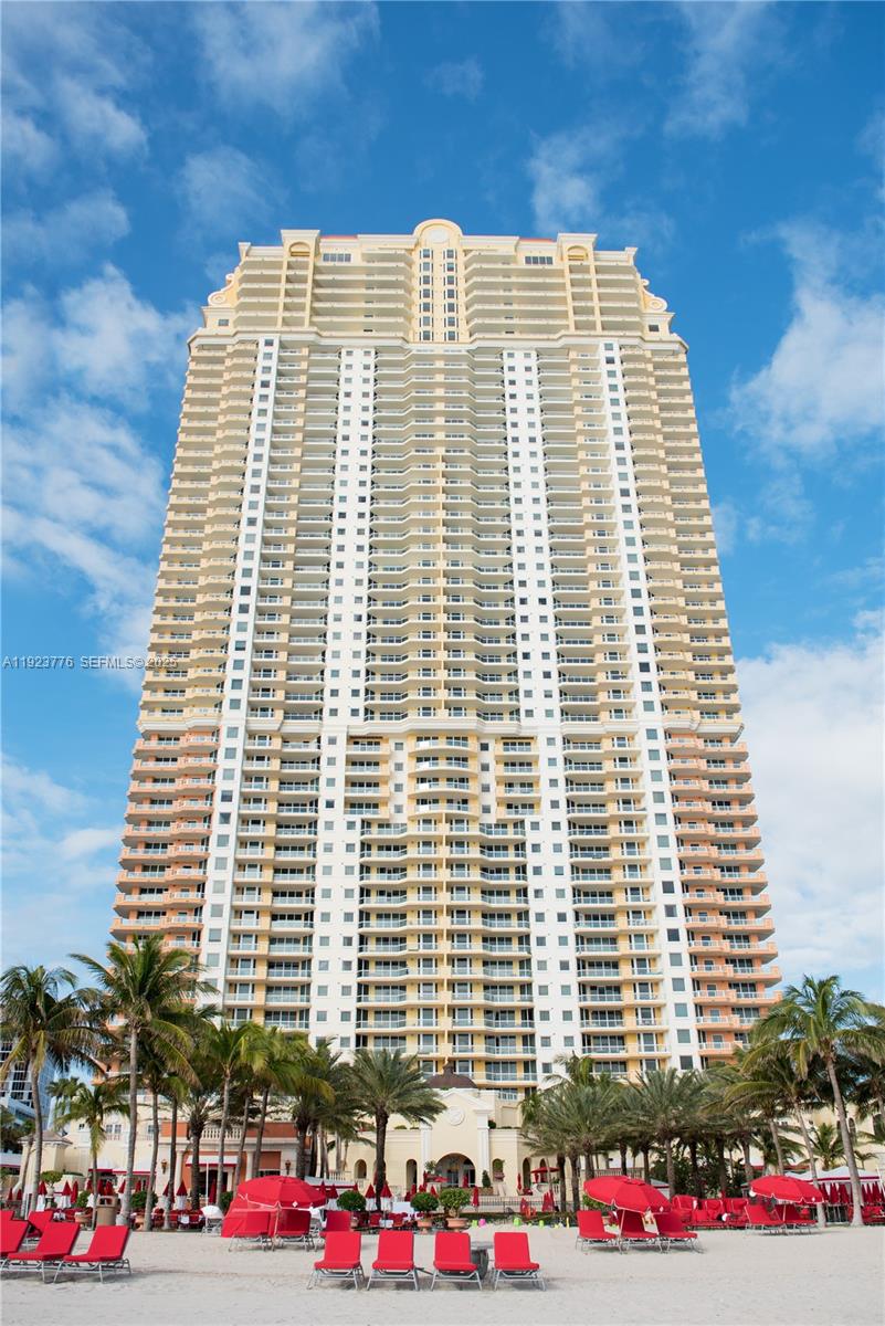 Condo for Sale in Sunny Isles Beach, FL
