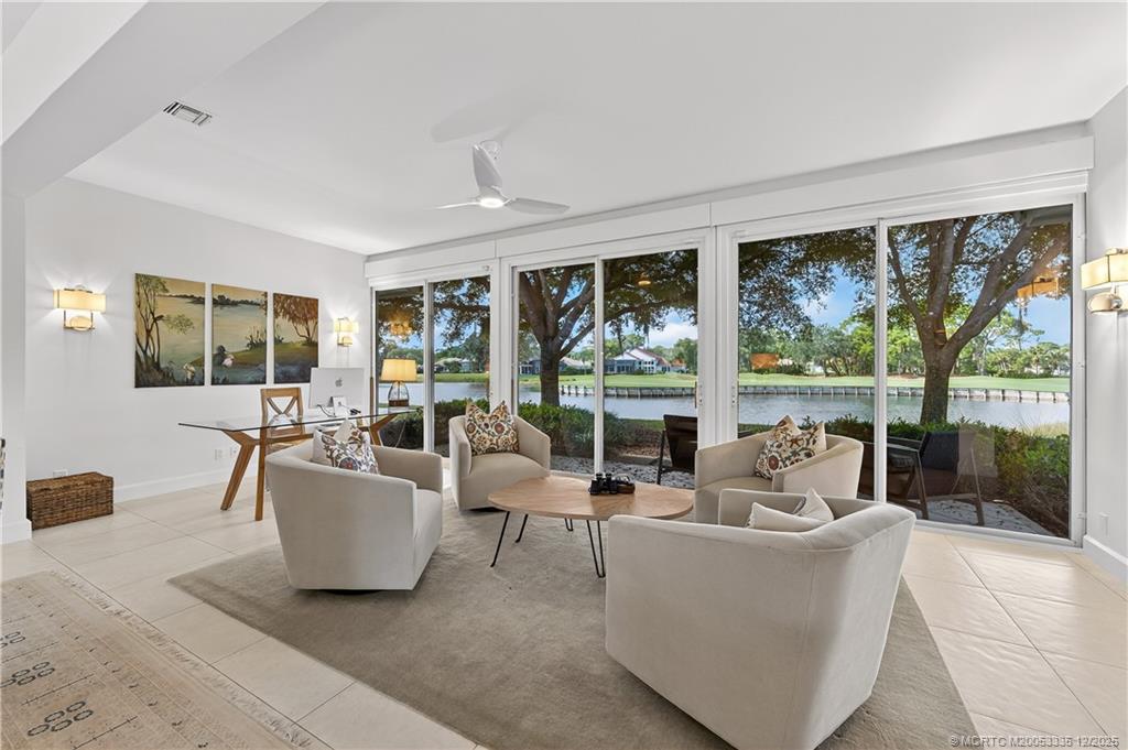 MLS# M20053335 Property Photo