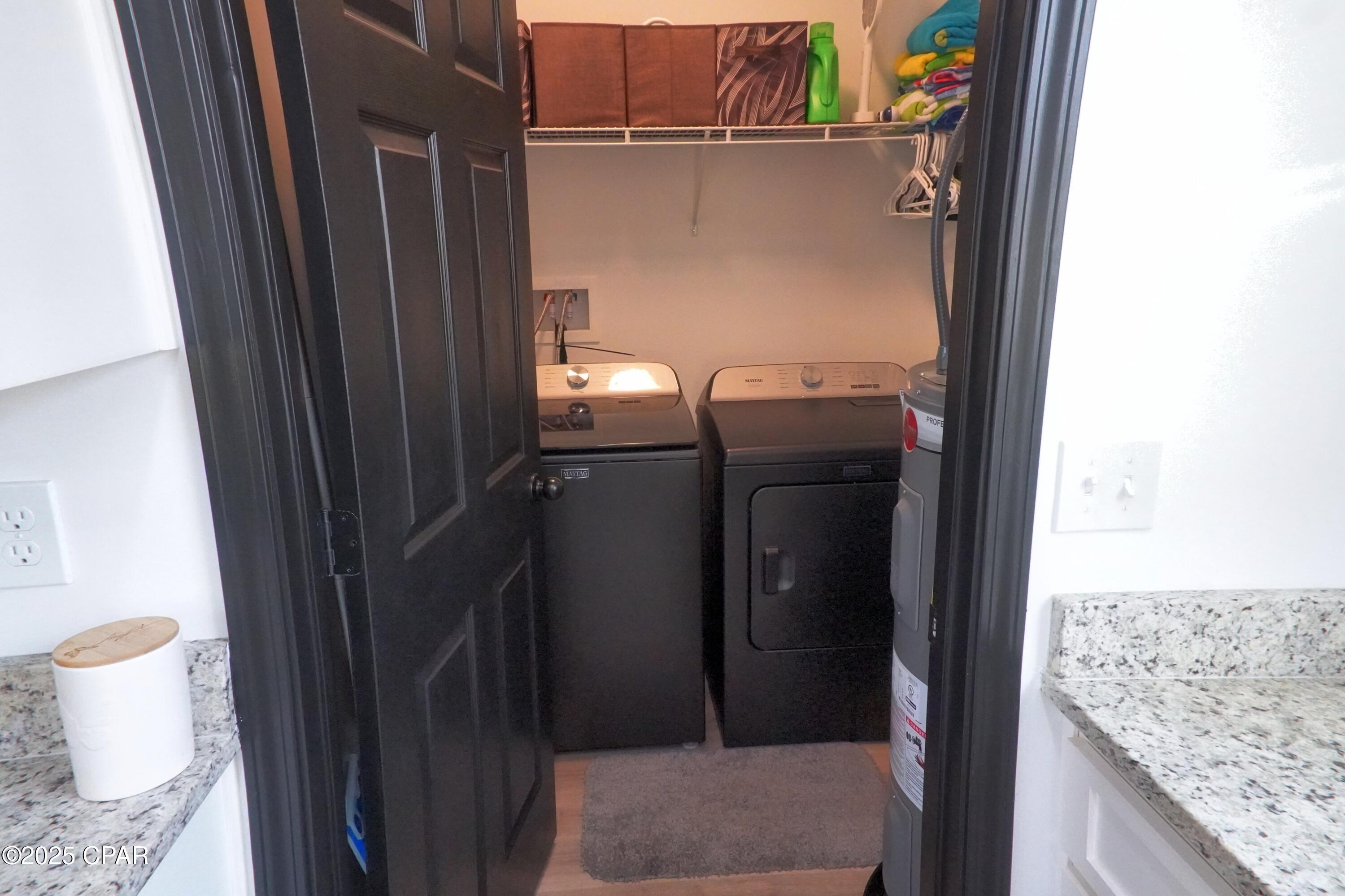 Listing photo id 13 for 908 Caryville Road