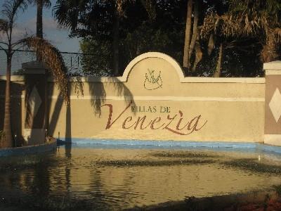 Villas De Venezia