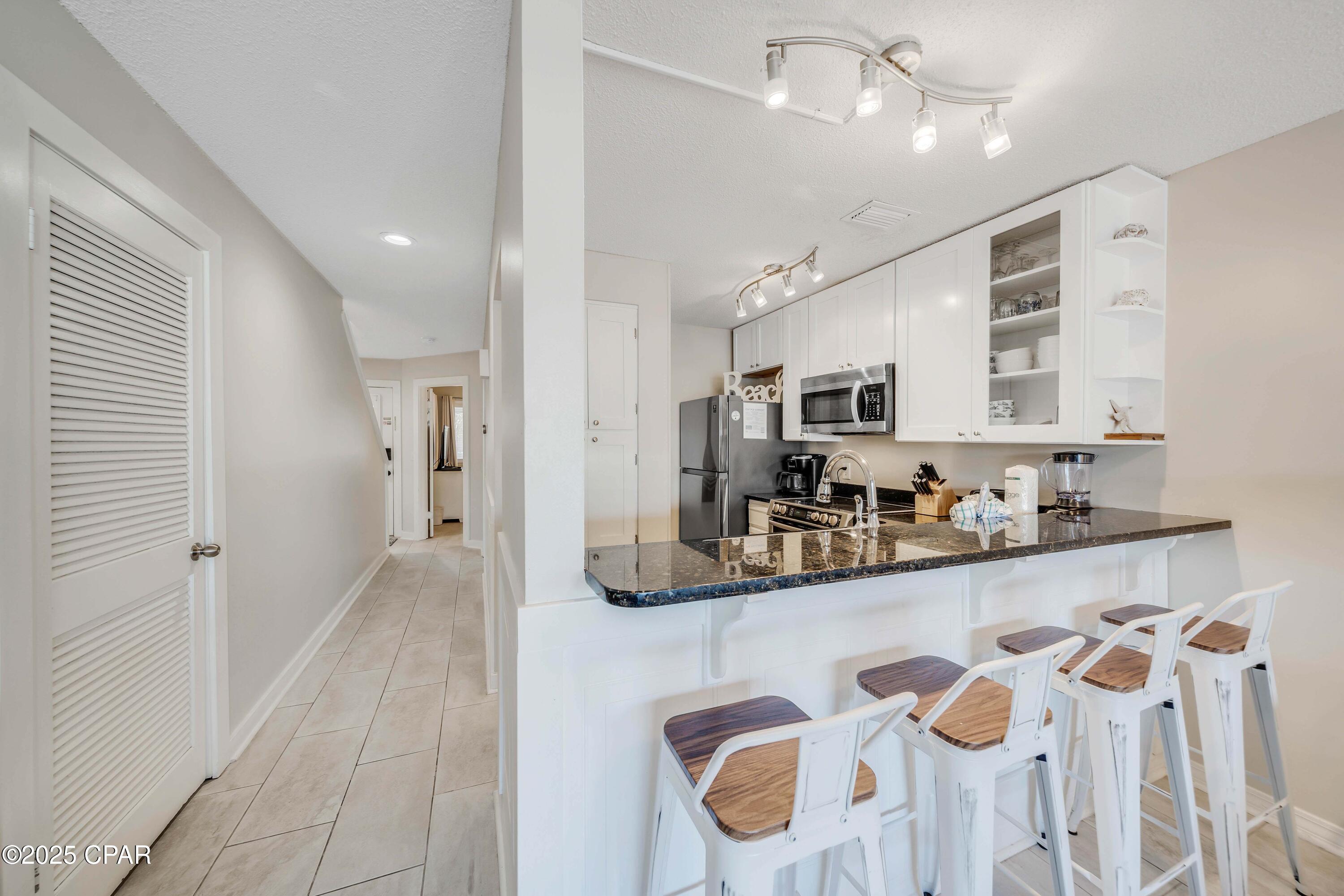 Image 10 For 8730 Thomas Drive 313