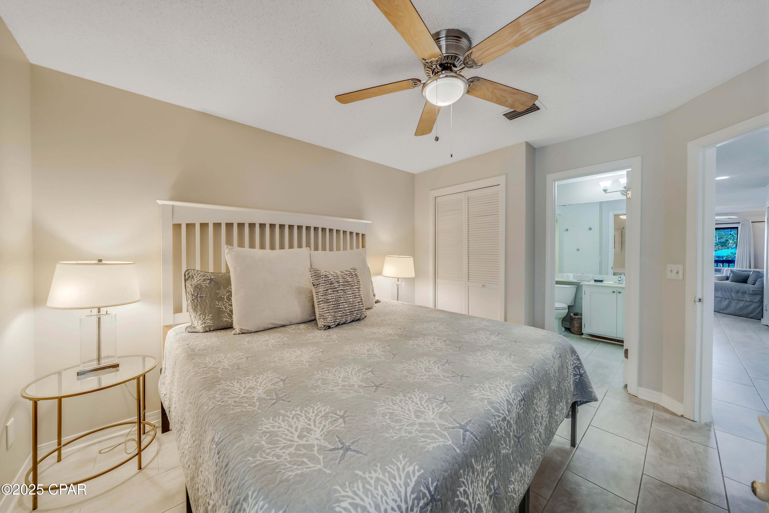 Image 15 For 8730 Thomas Drive 313