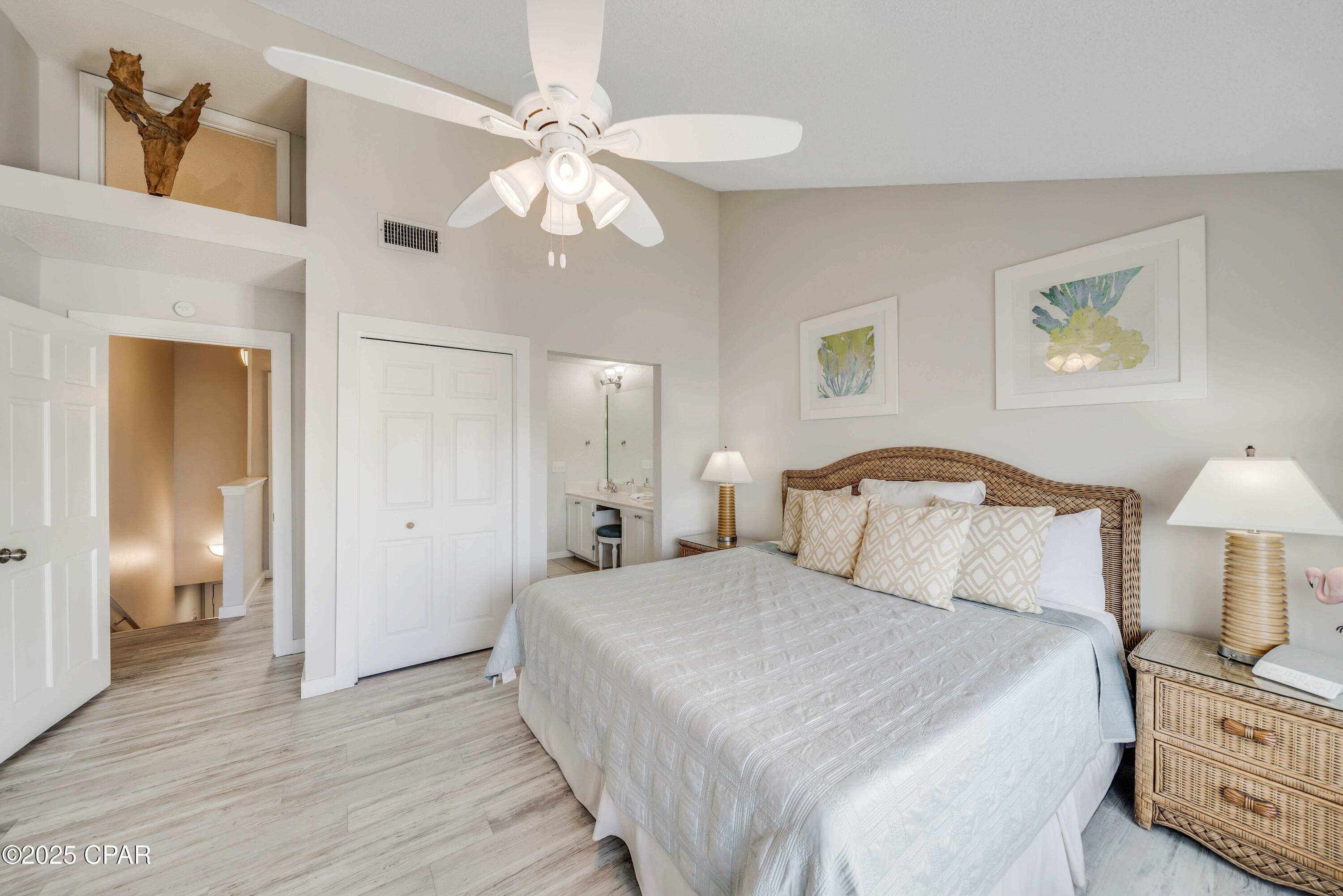 Image 22 For 8730 Thomas Drive 313