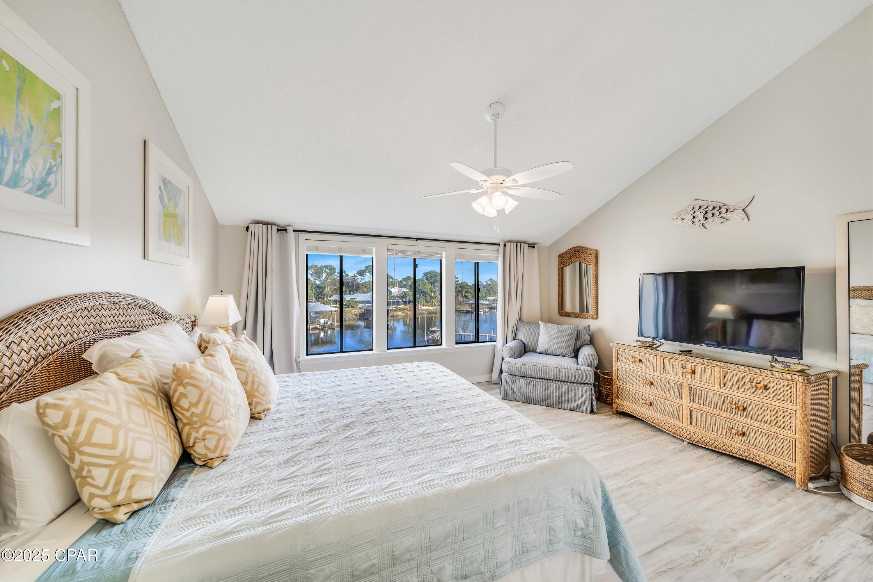 Image 23 For 8730 Thomas Drive 313