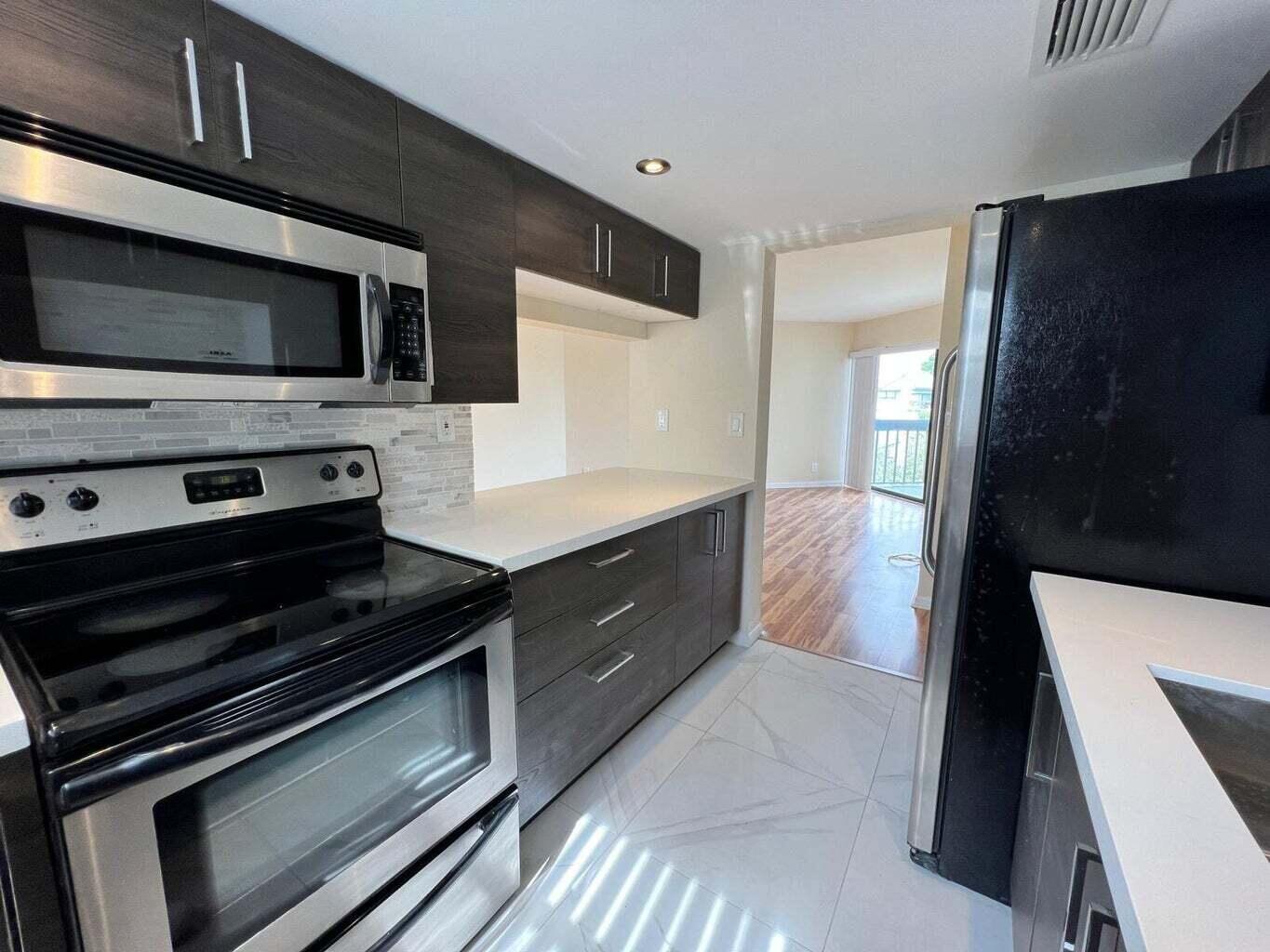 Presidential Golfview Con