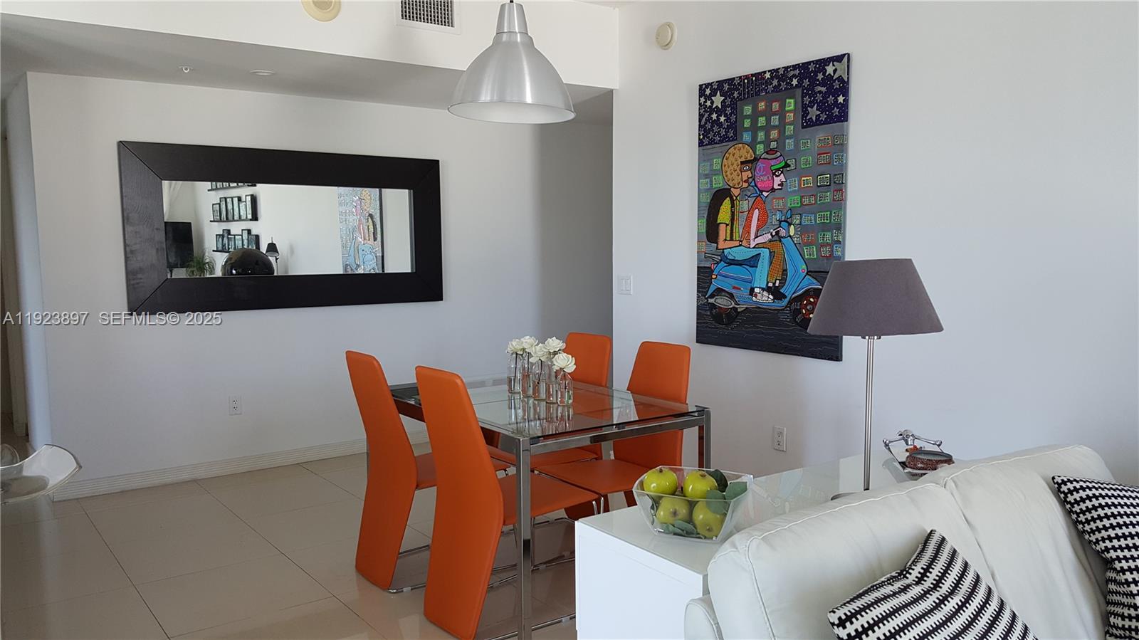 Latitude On The River Con