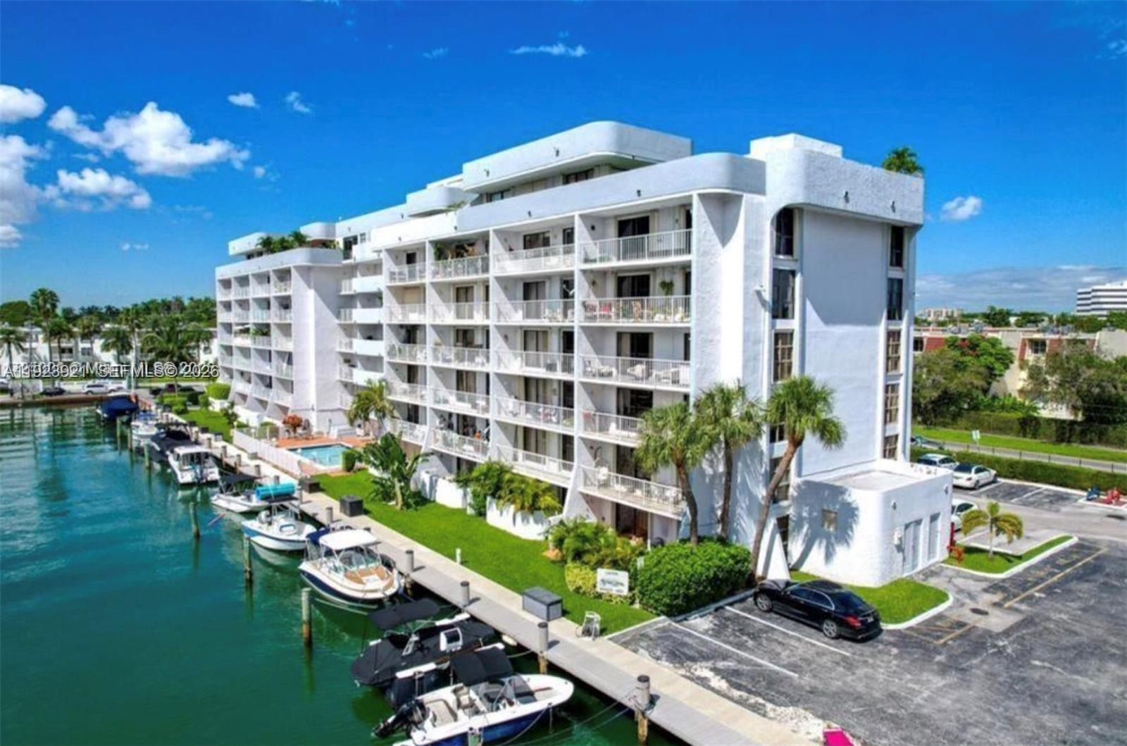 Cricket Clubhouse Condo