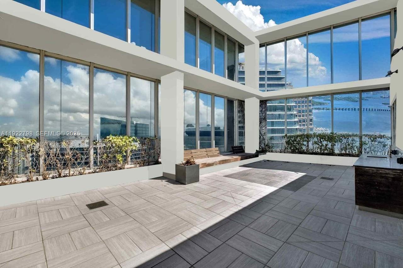 465 Brickell Ave 5701