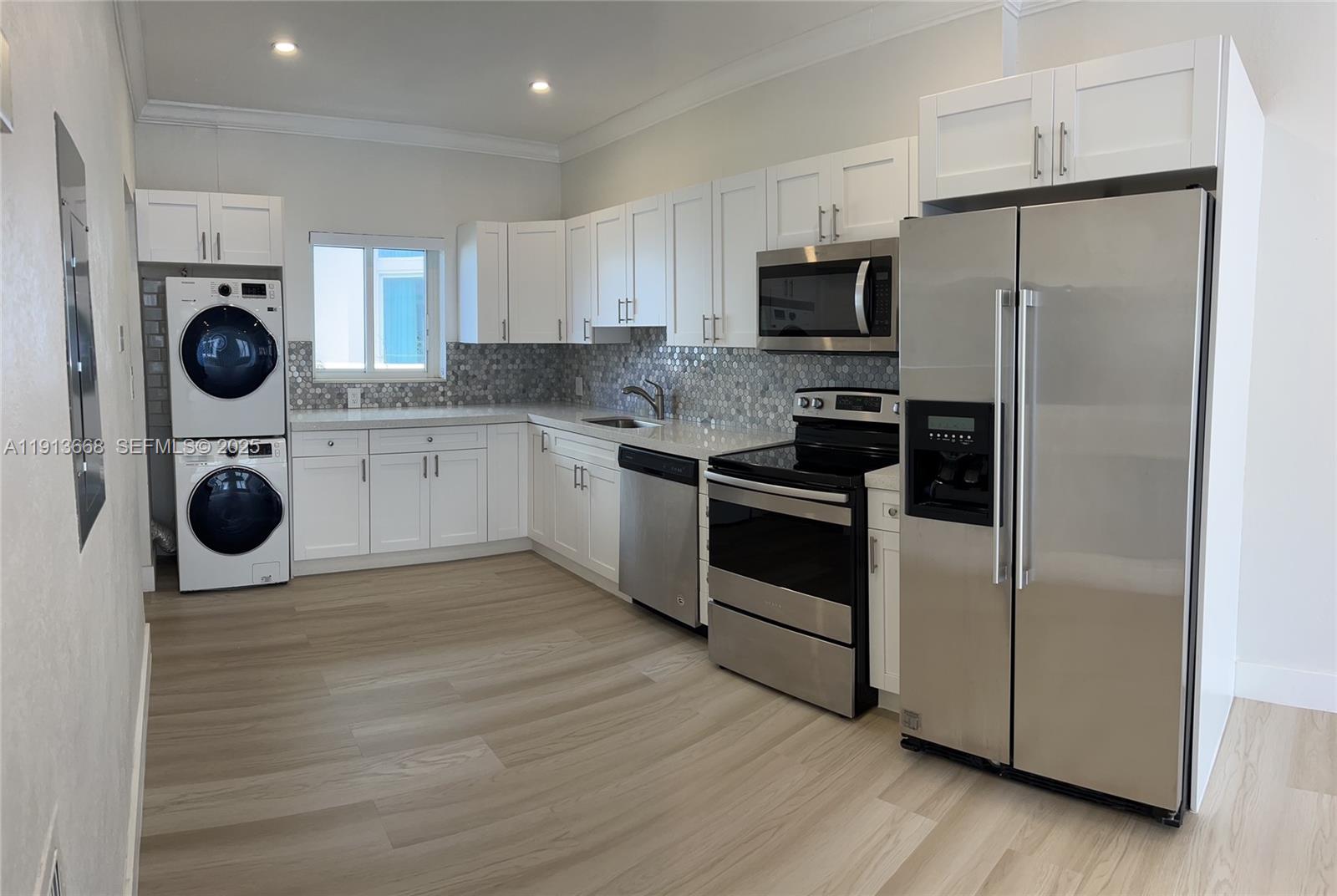 Enclave On The Bay Condo