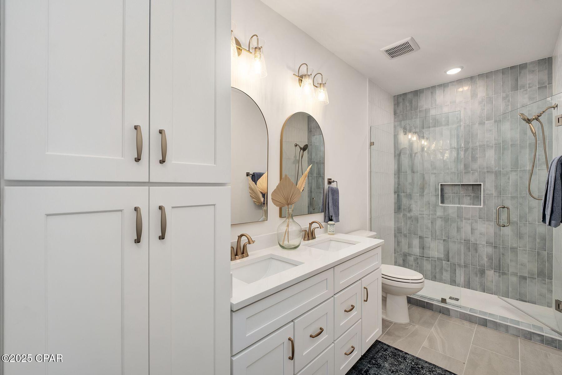 Image 18 For 19905 Charlie Claude Drive