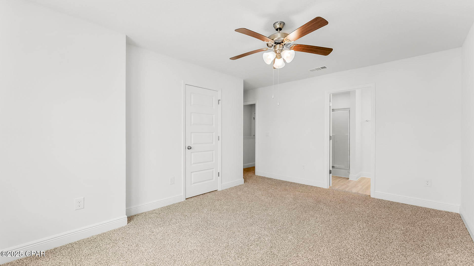 Image 17 For 350 Chateau Lane