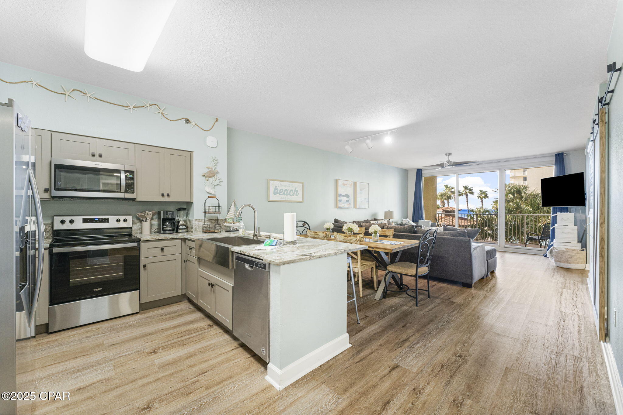 Image 14 For 9900 Thomas Drive 228