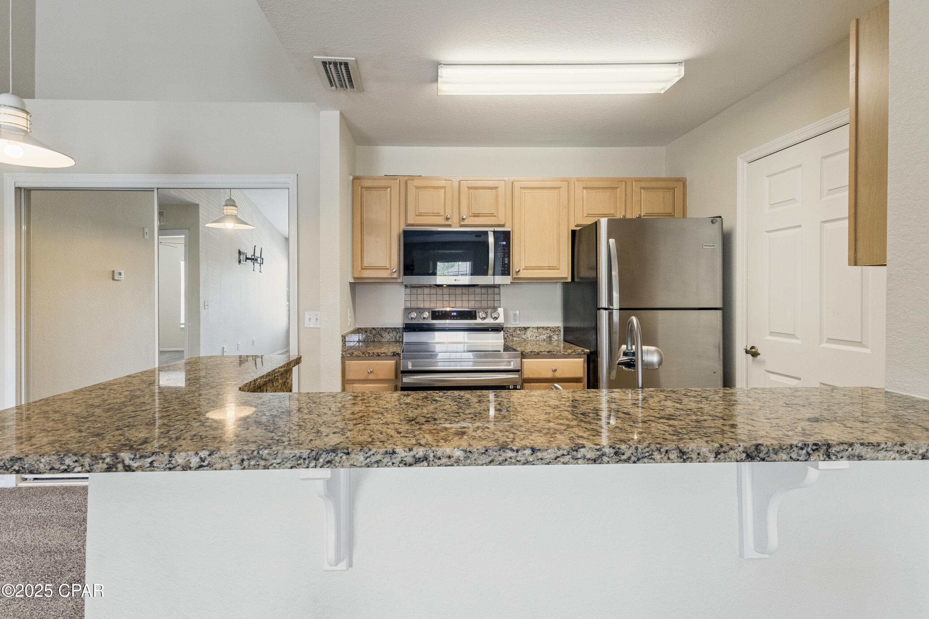 Image 3 For 1109 Lighthouse Road