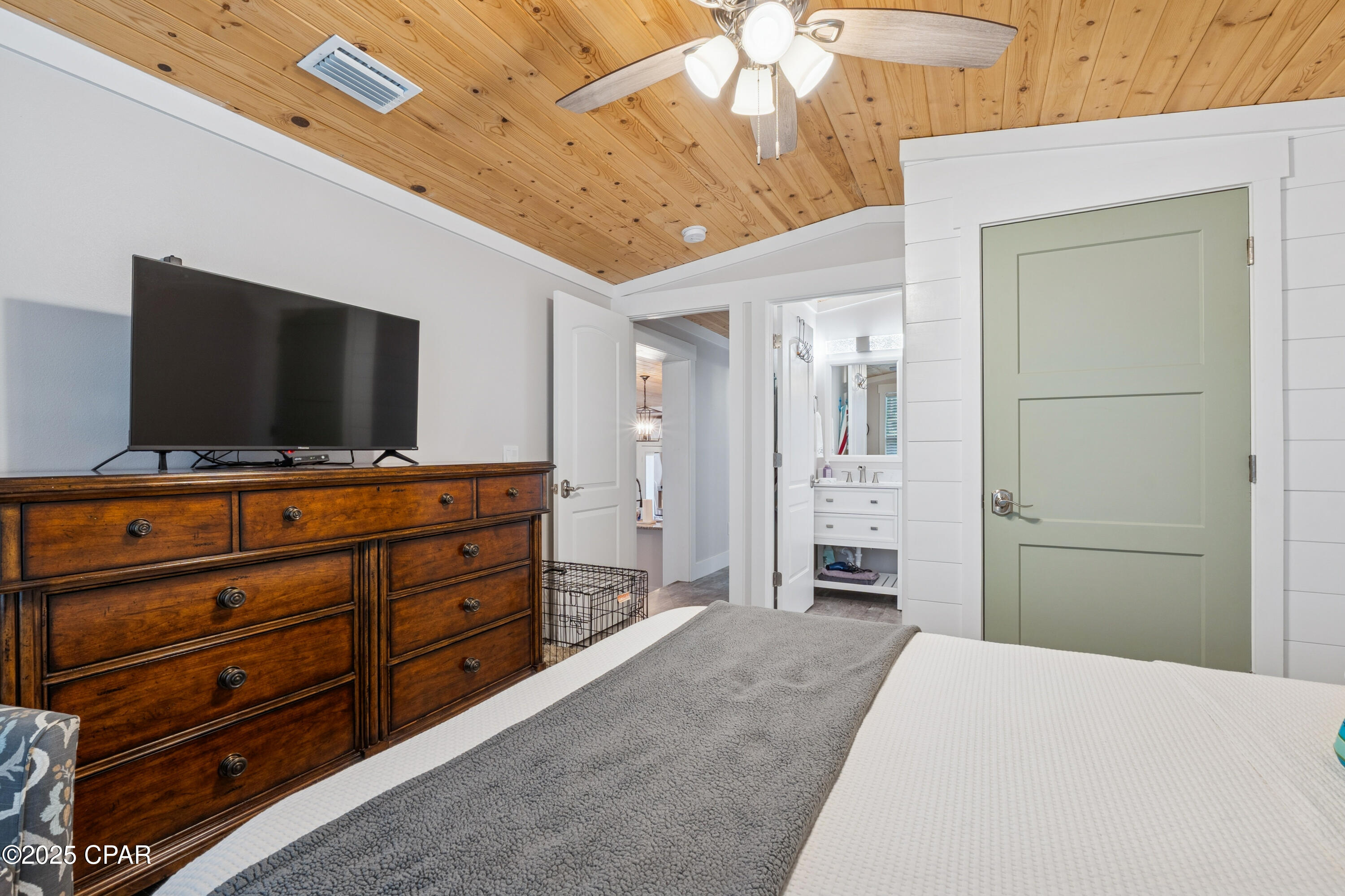 Image 11 For 608 Seabreeze Drive