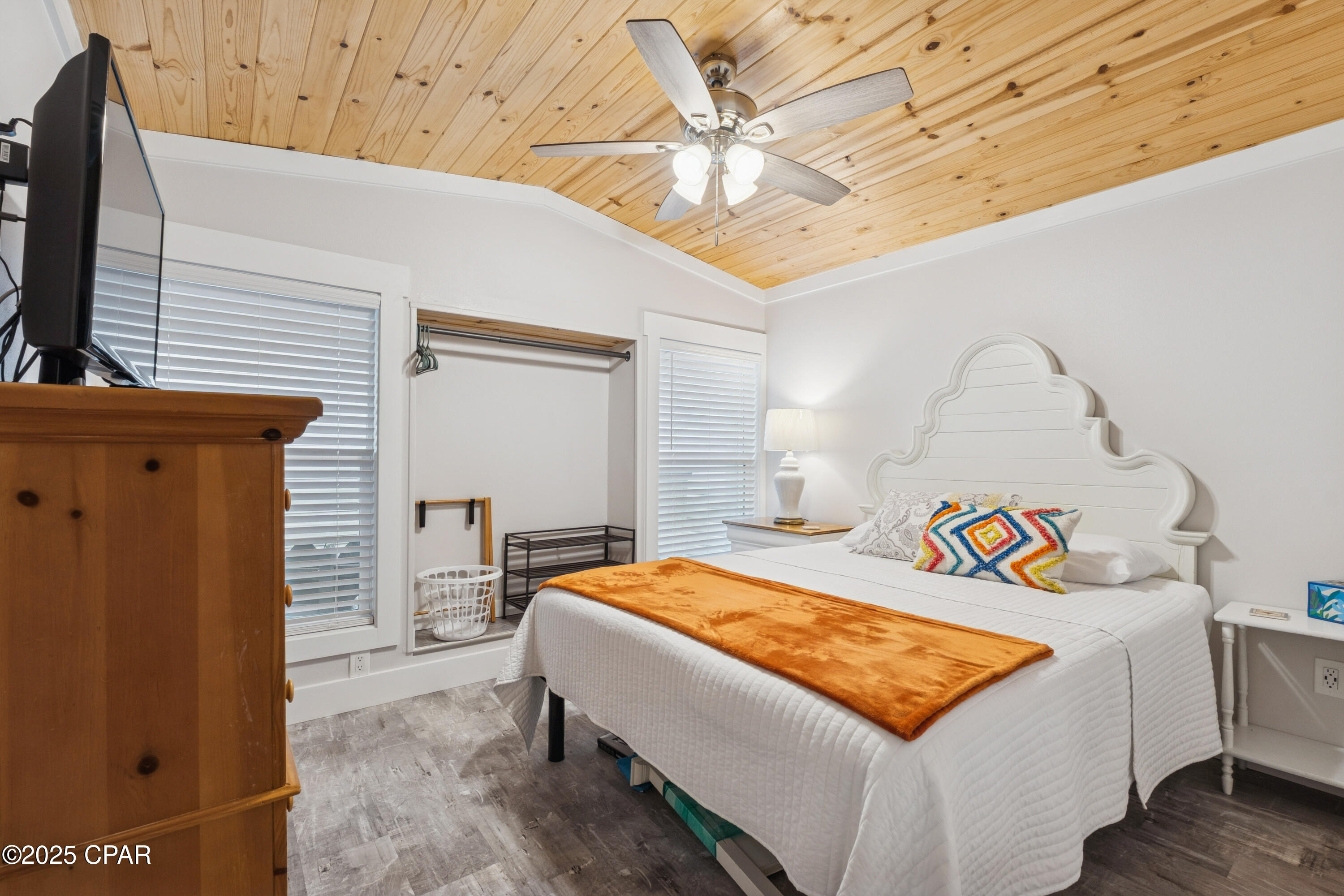 Image 14 For 608 Seabreeze Drive