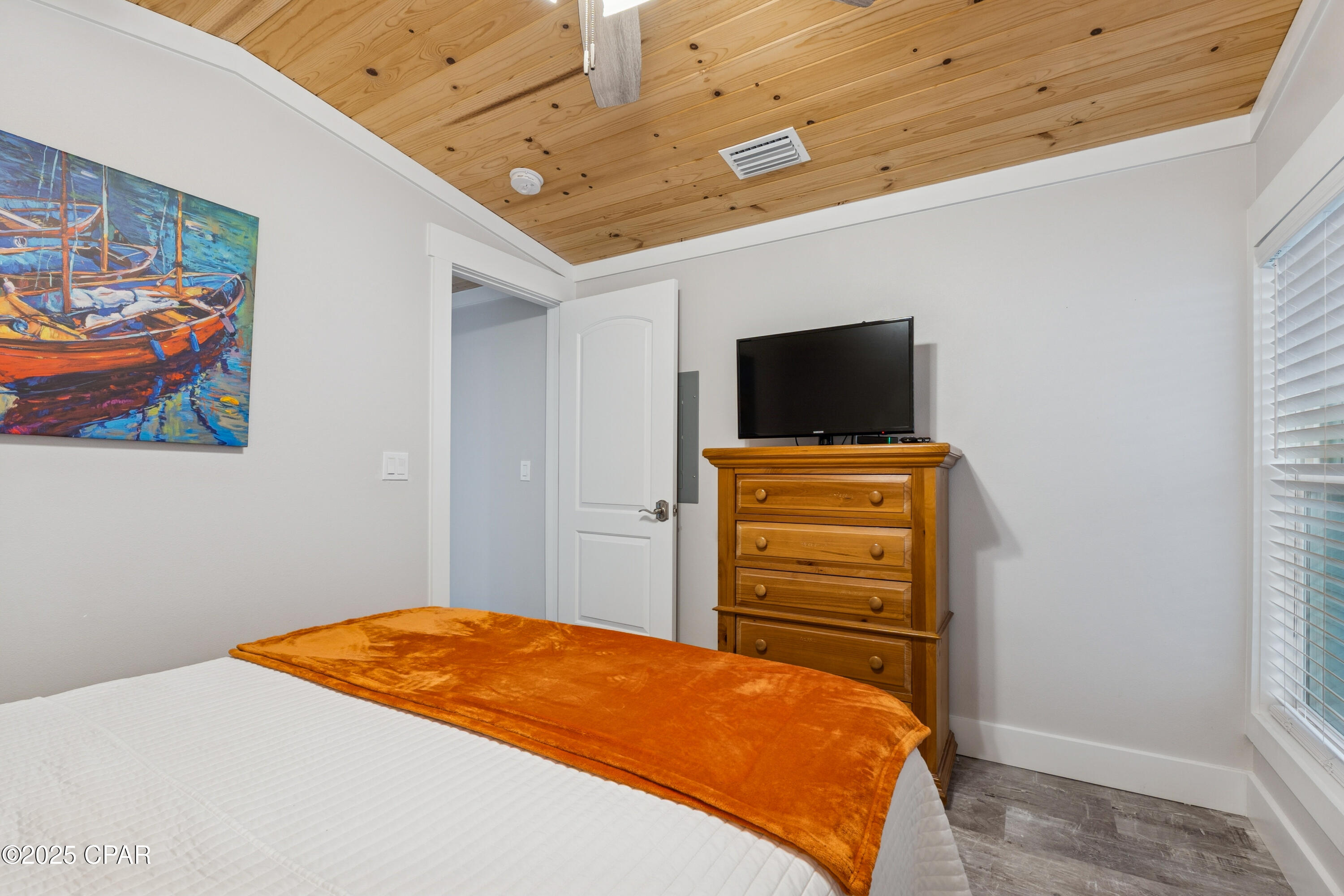 Image 16 For 608 Seabreeze Drive