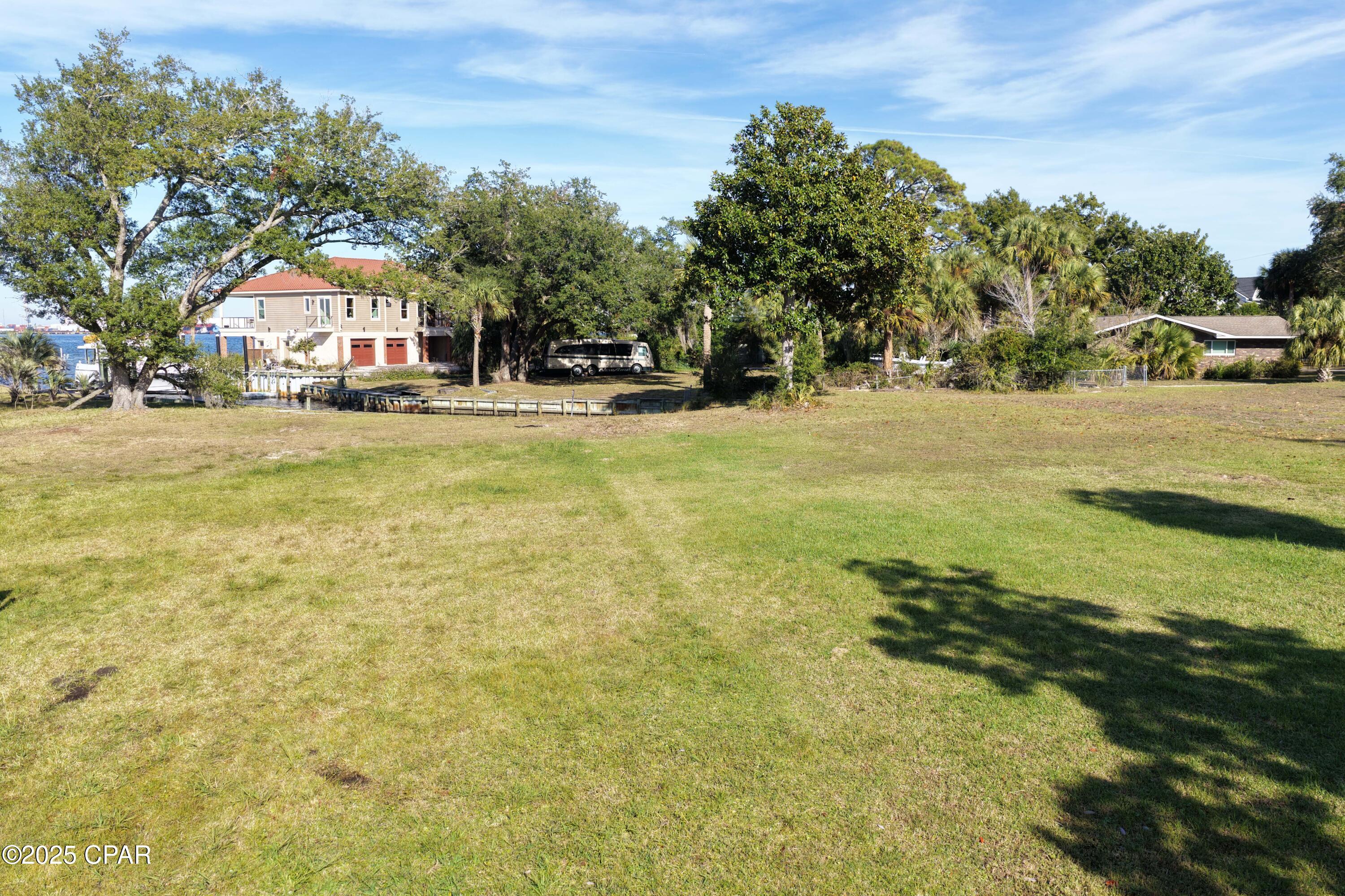 Image 8 For 2327 Magnolia Drive