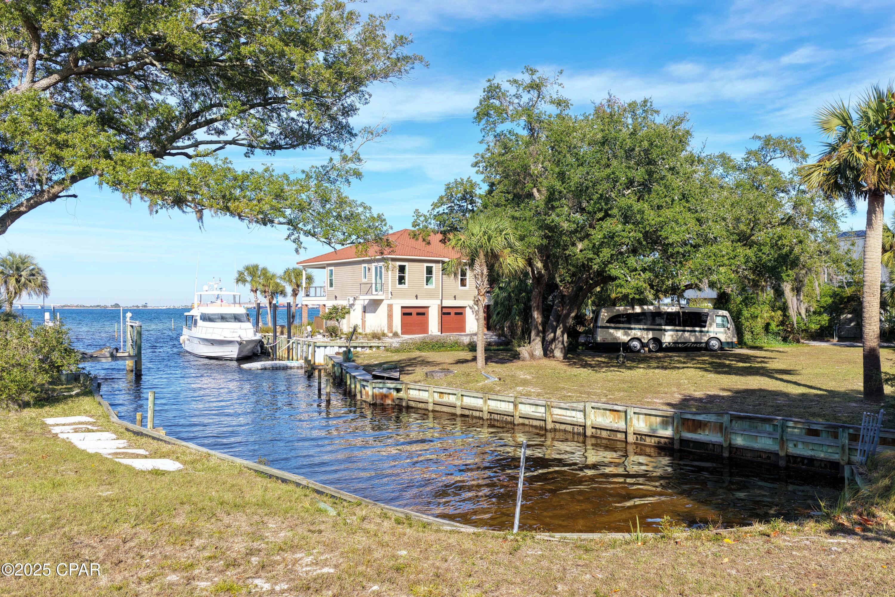 Image 9 For 2327 Magnolia Drive