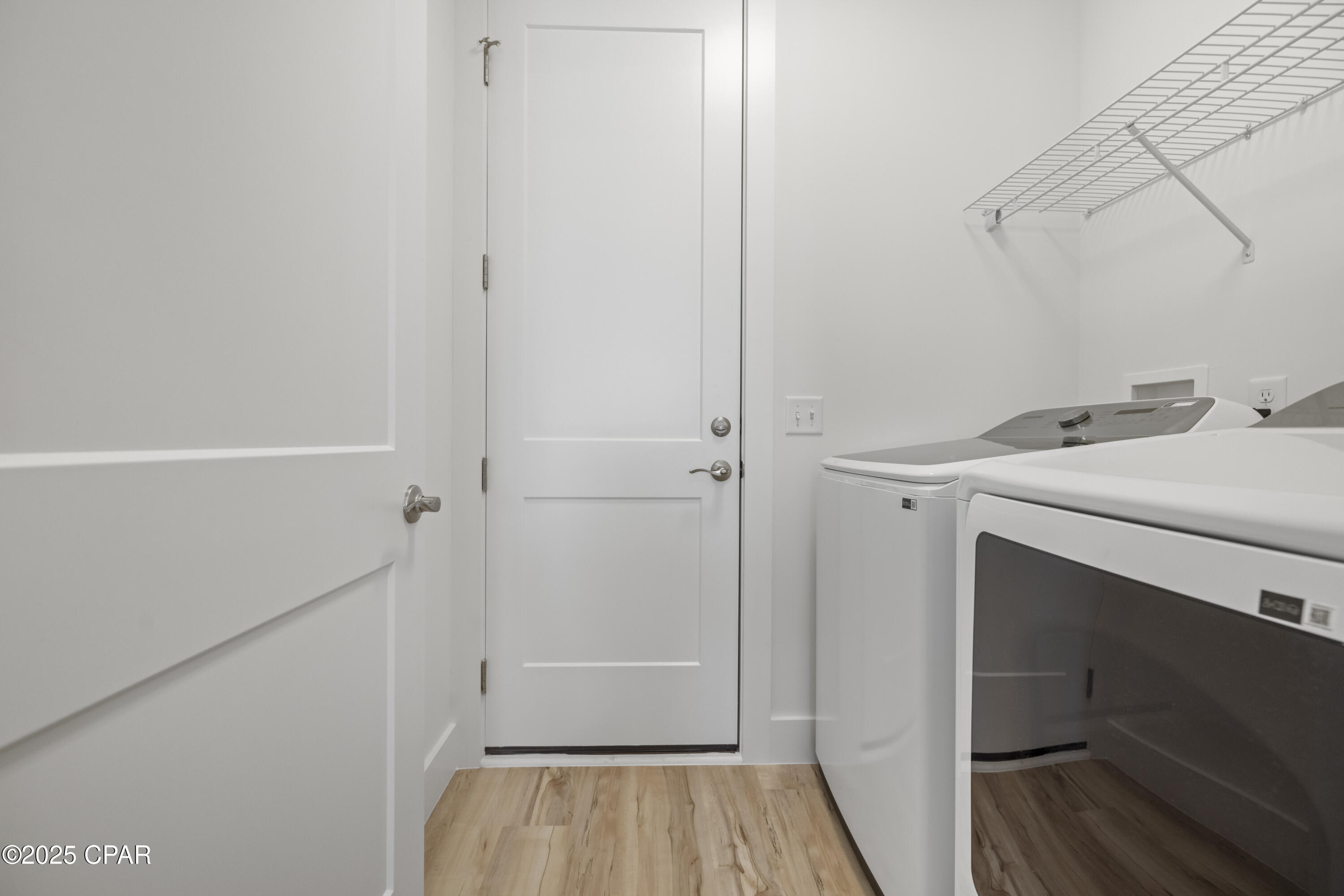 Image 32 For 612 Palm Beach Drive