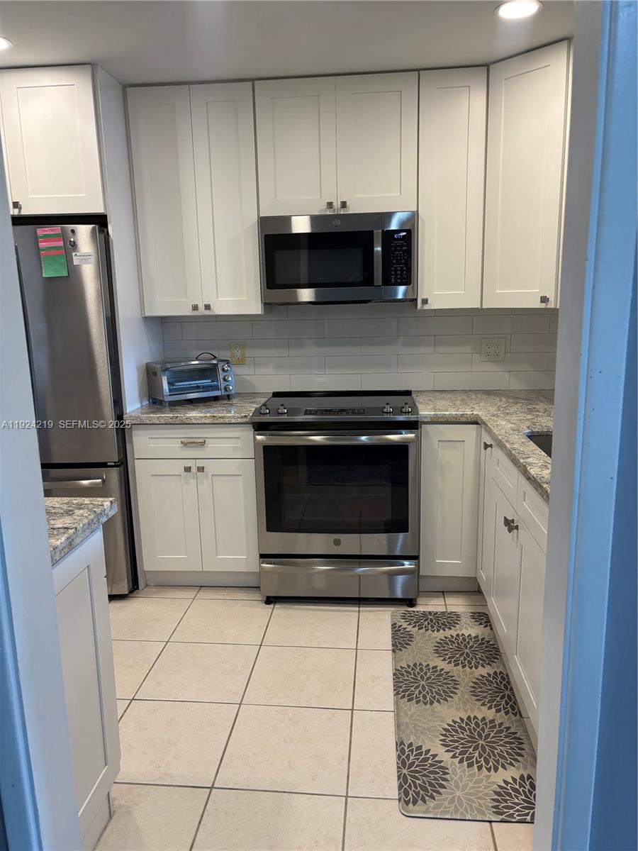 No 3 Palm-Aire Country CL