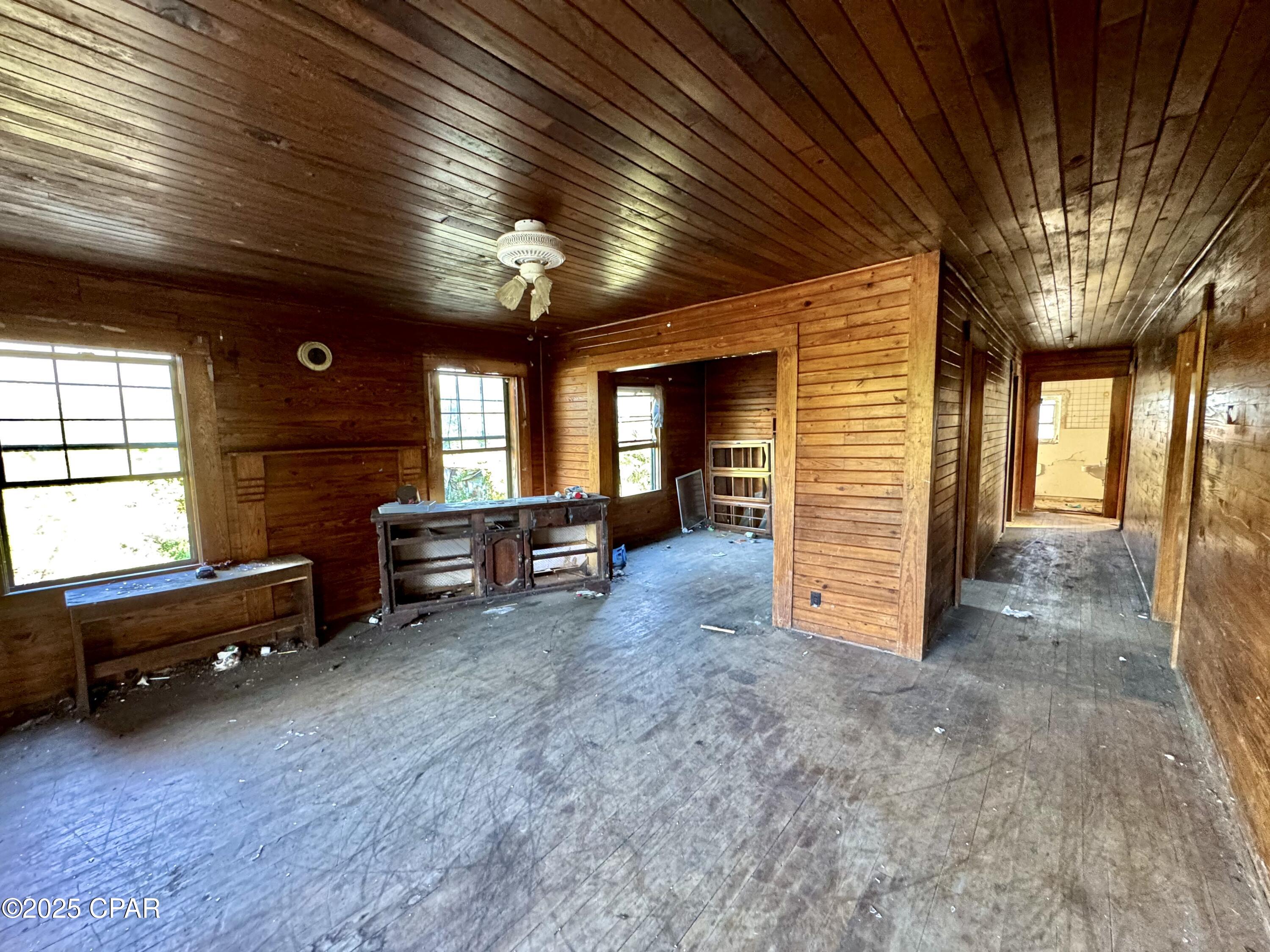 Image 3 For 861 8th Avenue