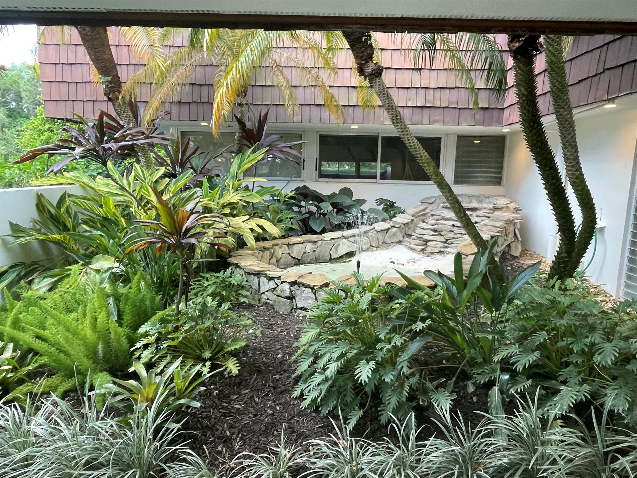 Vista Del Lago Condo