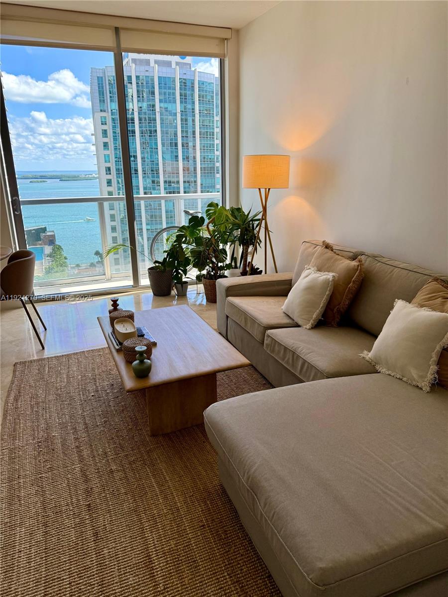 1060 Brickell Condo