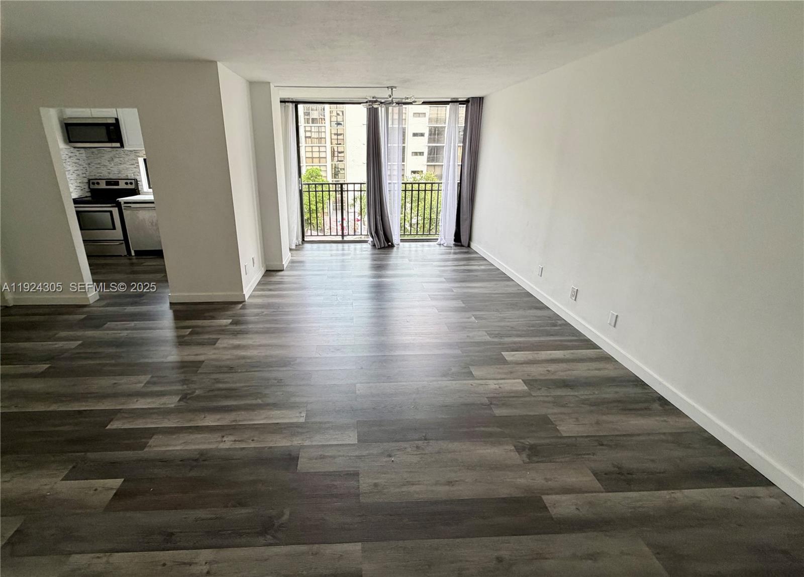 Plaza Of Americas Condo P