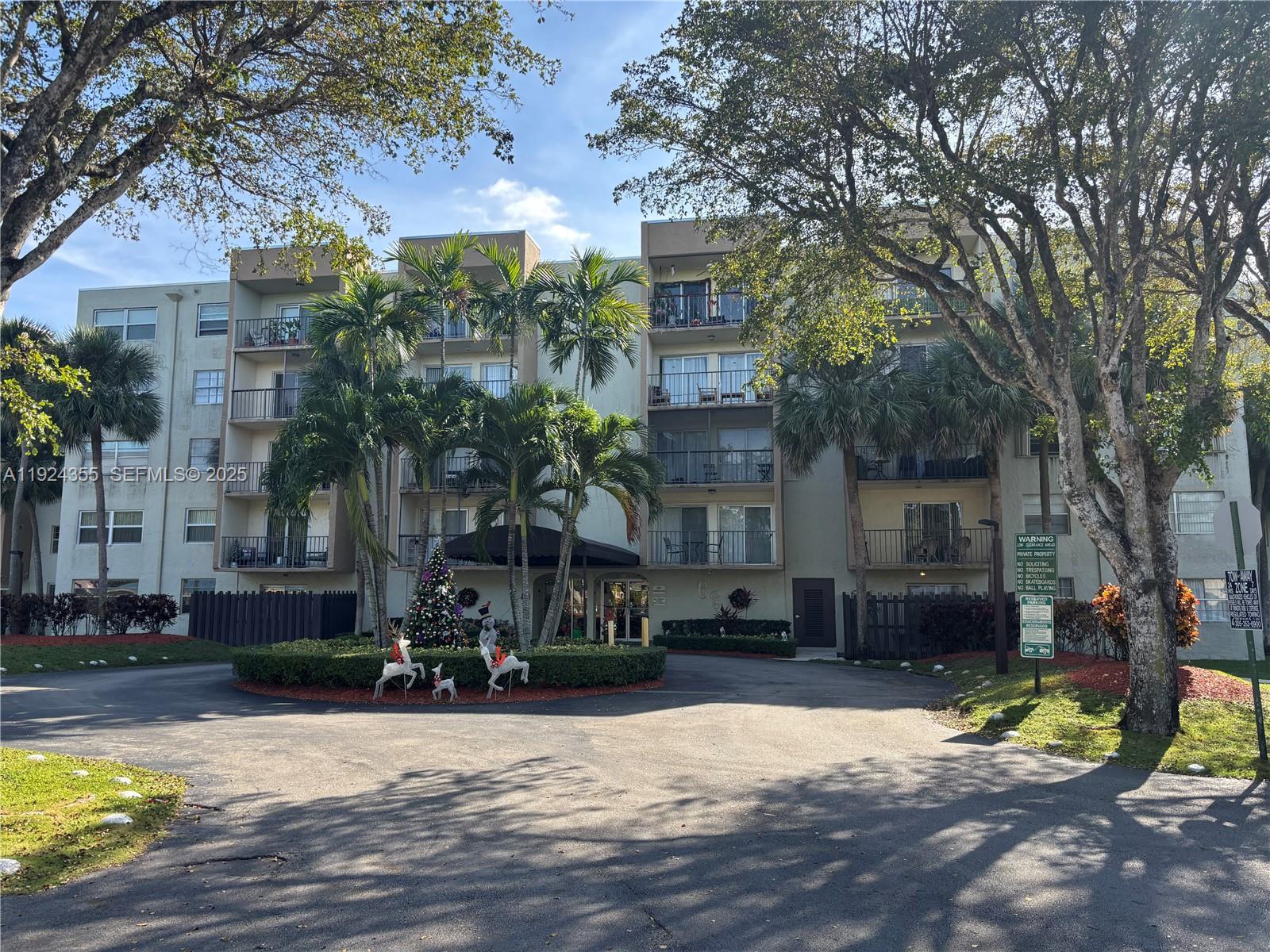 Cypress Club Of Kendale C