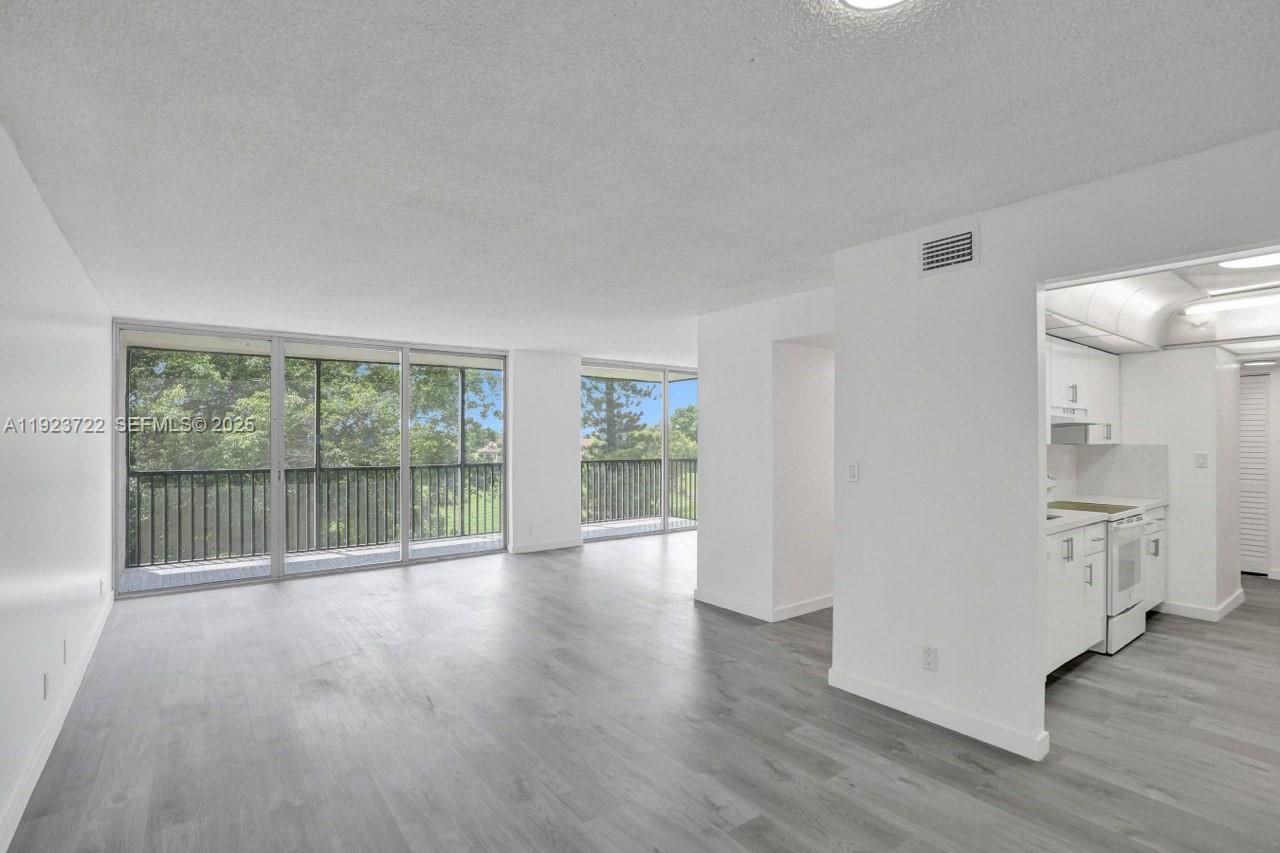 Condominium 1 Of Environ