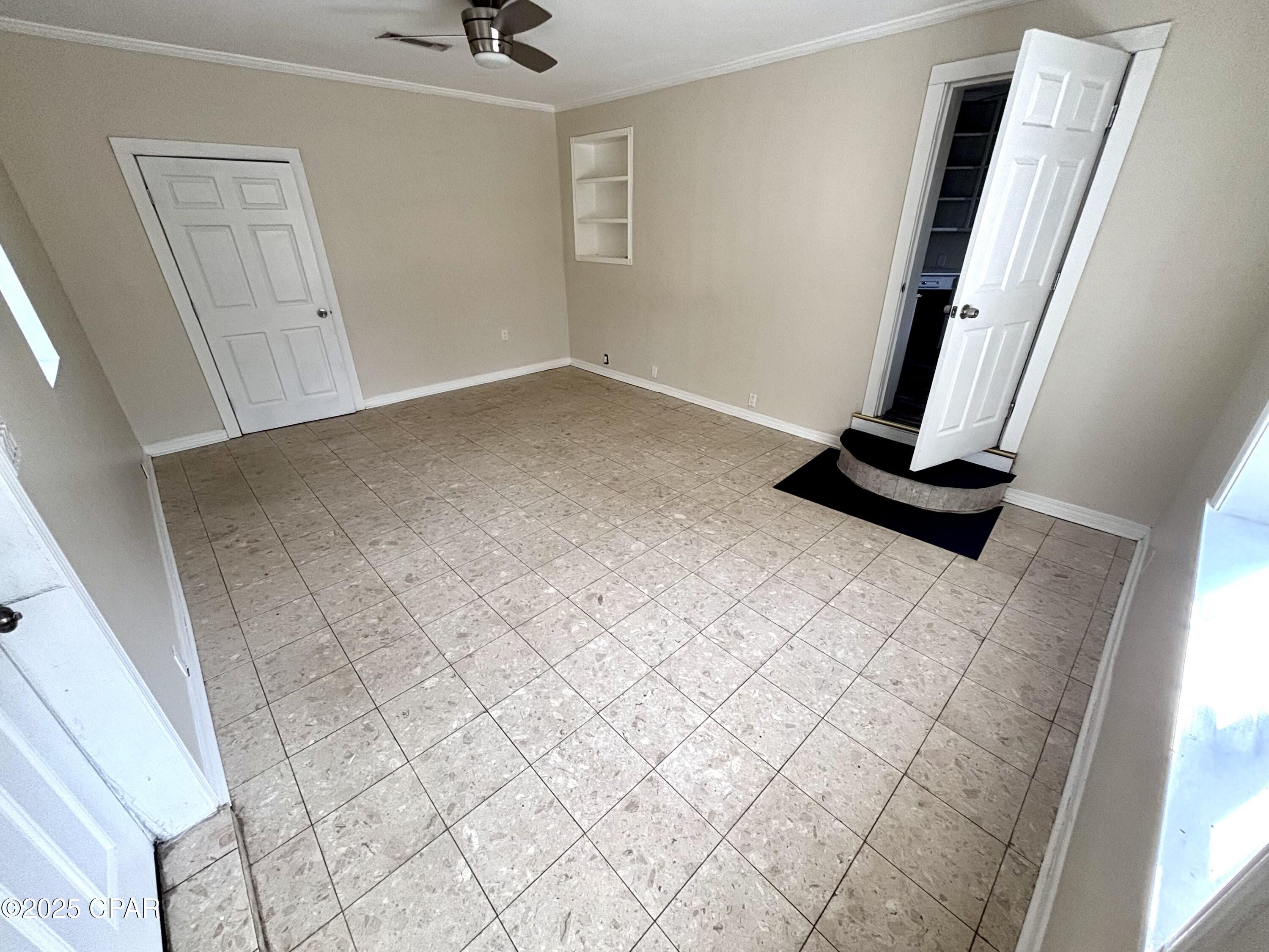 Image 13 For 1206 Buena Vista Boulevard