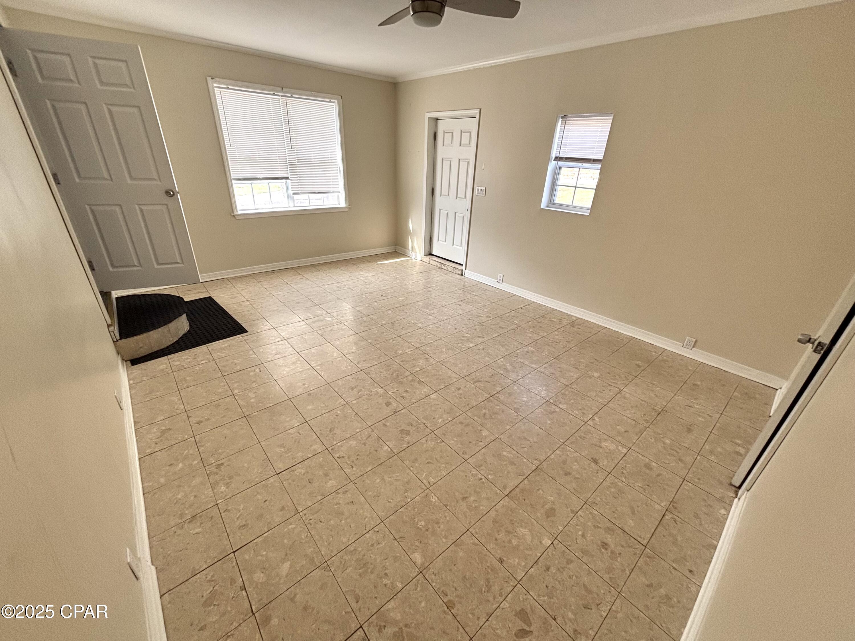 Image 14 For 1206 Buena Vista Boulevard