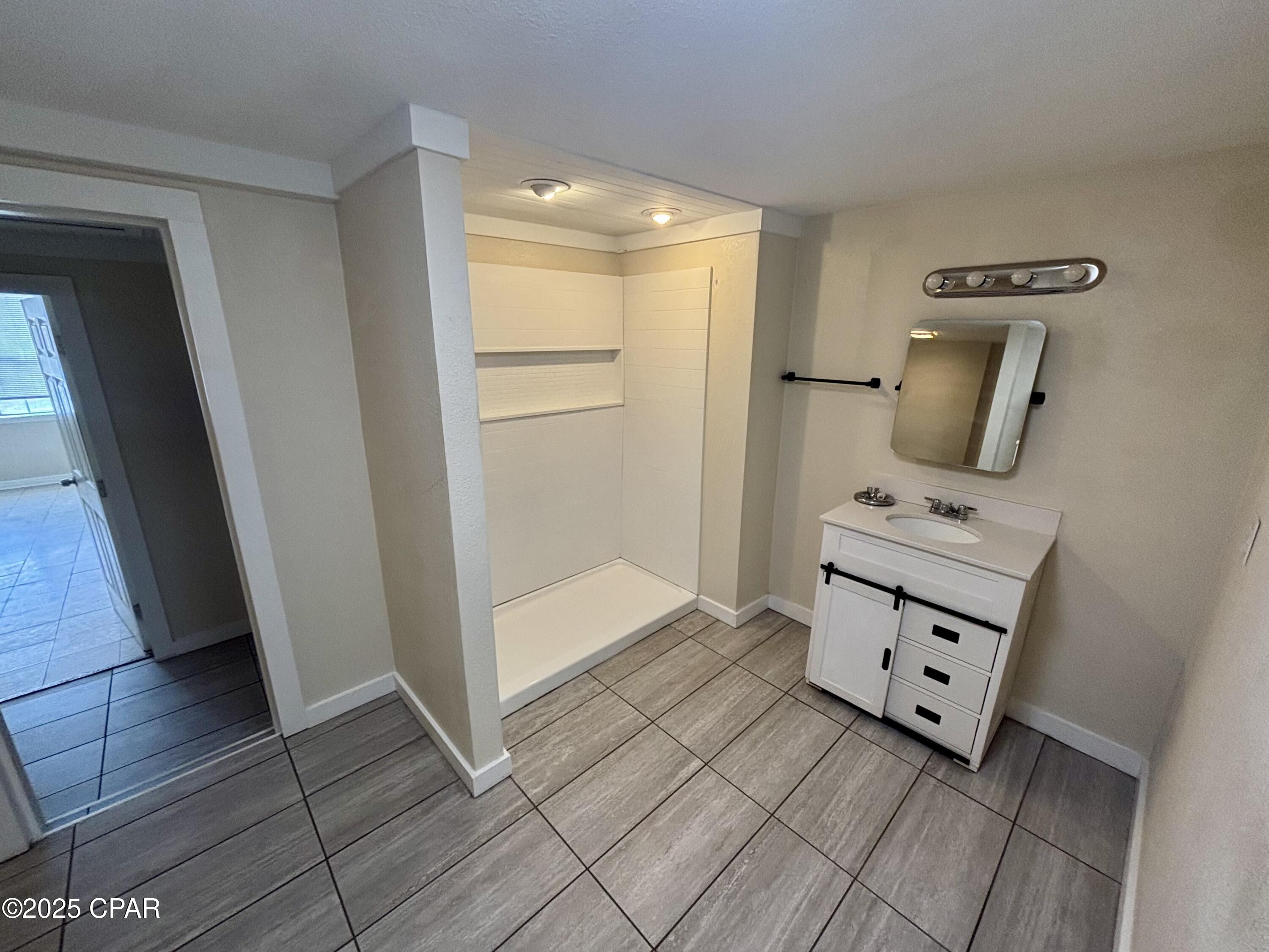 Image 16 For 1206 Buena Vista Boulevard