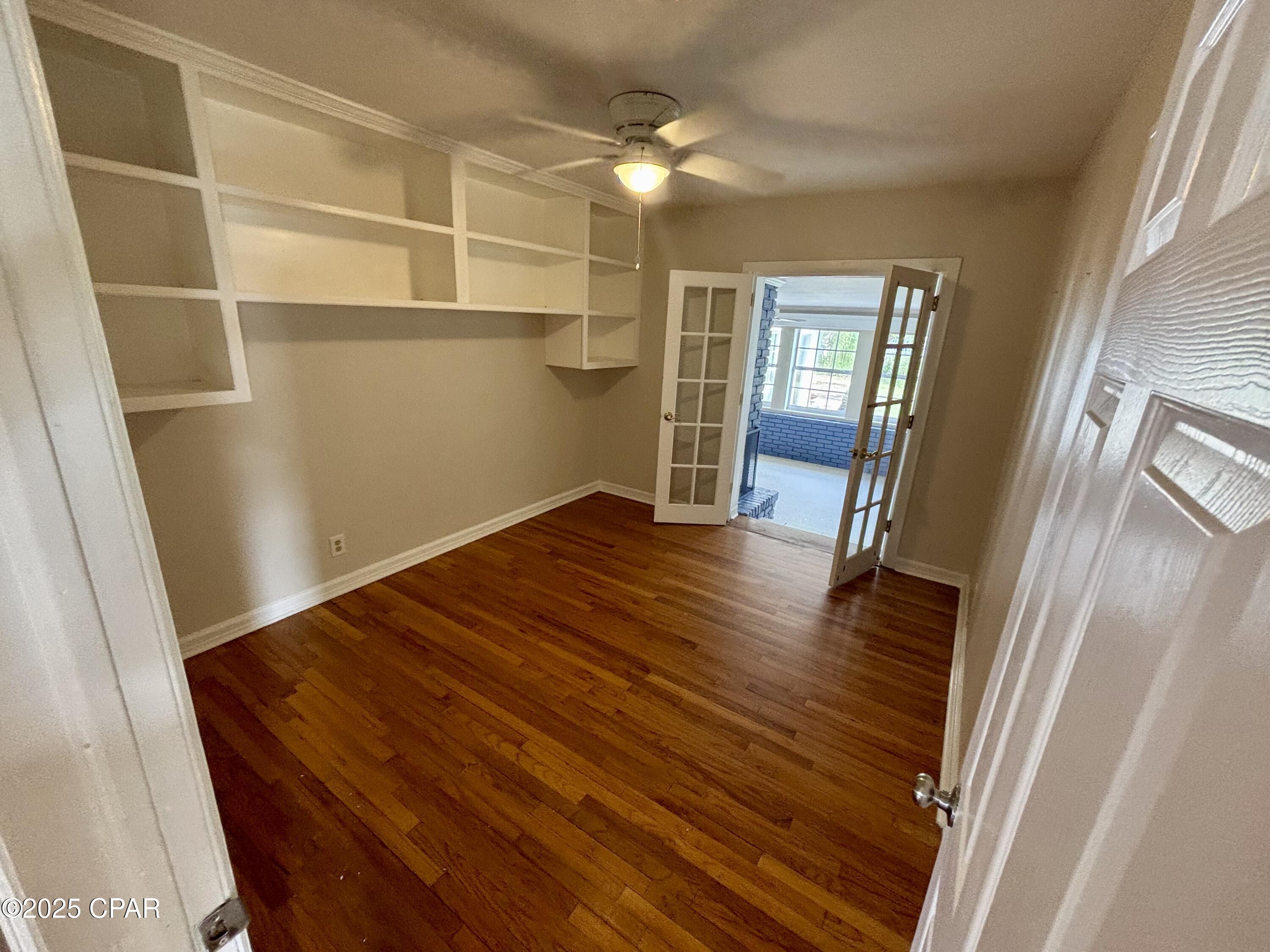 Image 18 For 1206 Buena Vista Boulevard