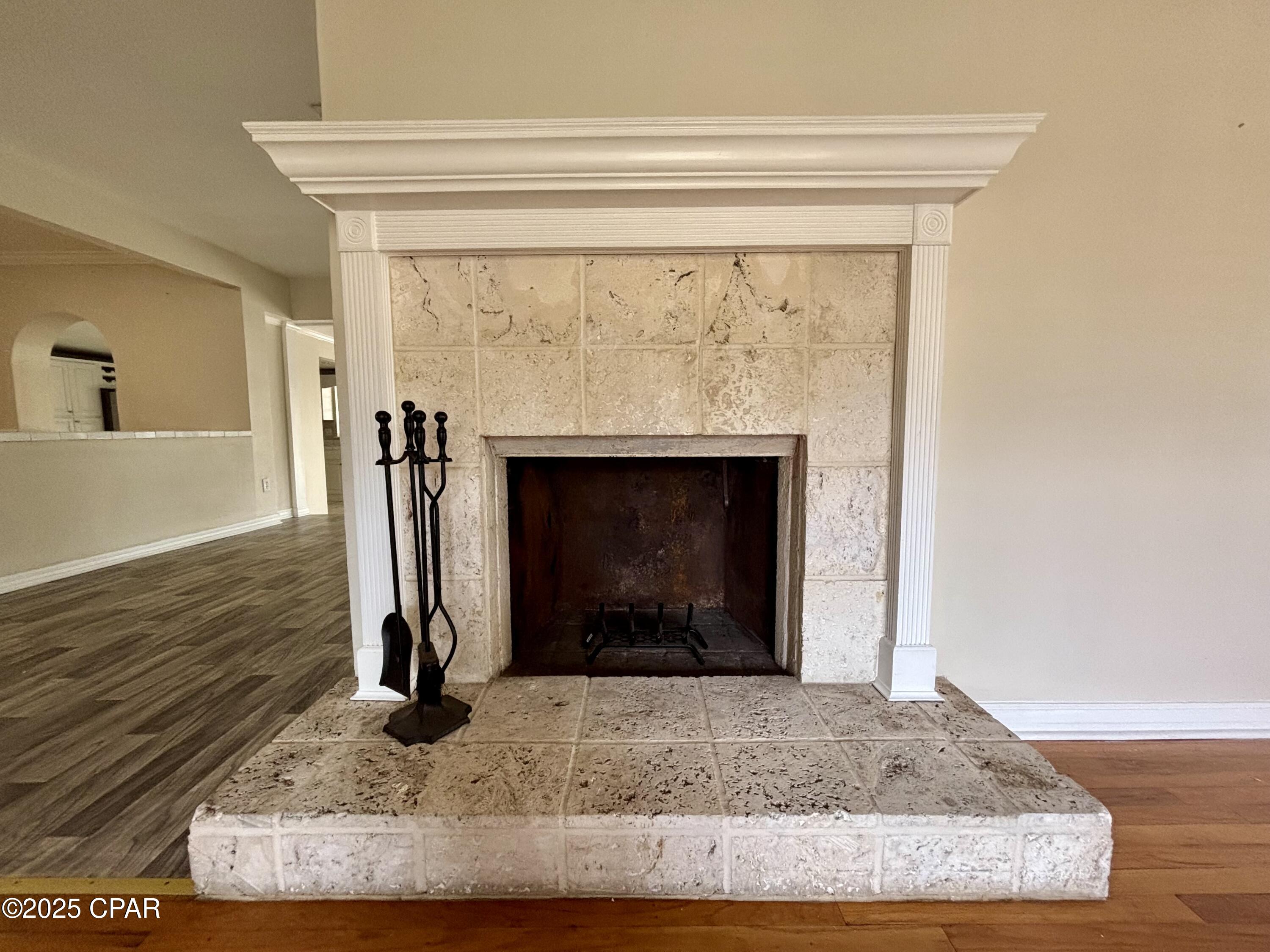 Image 4 For 1206 Buena Vista Boulevard