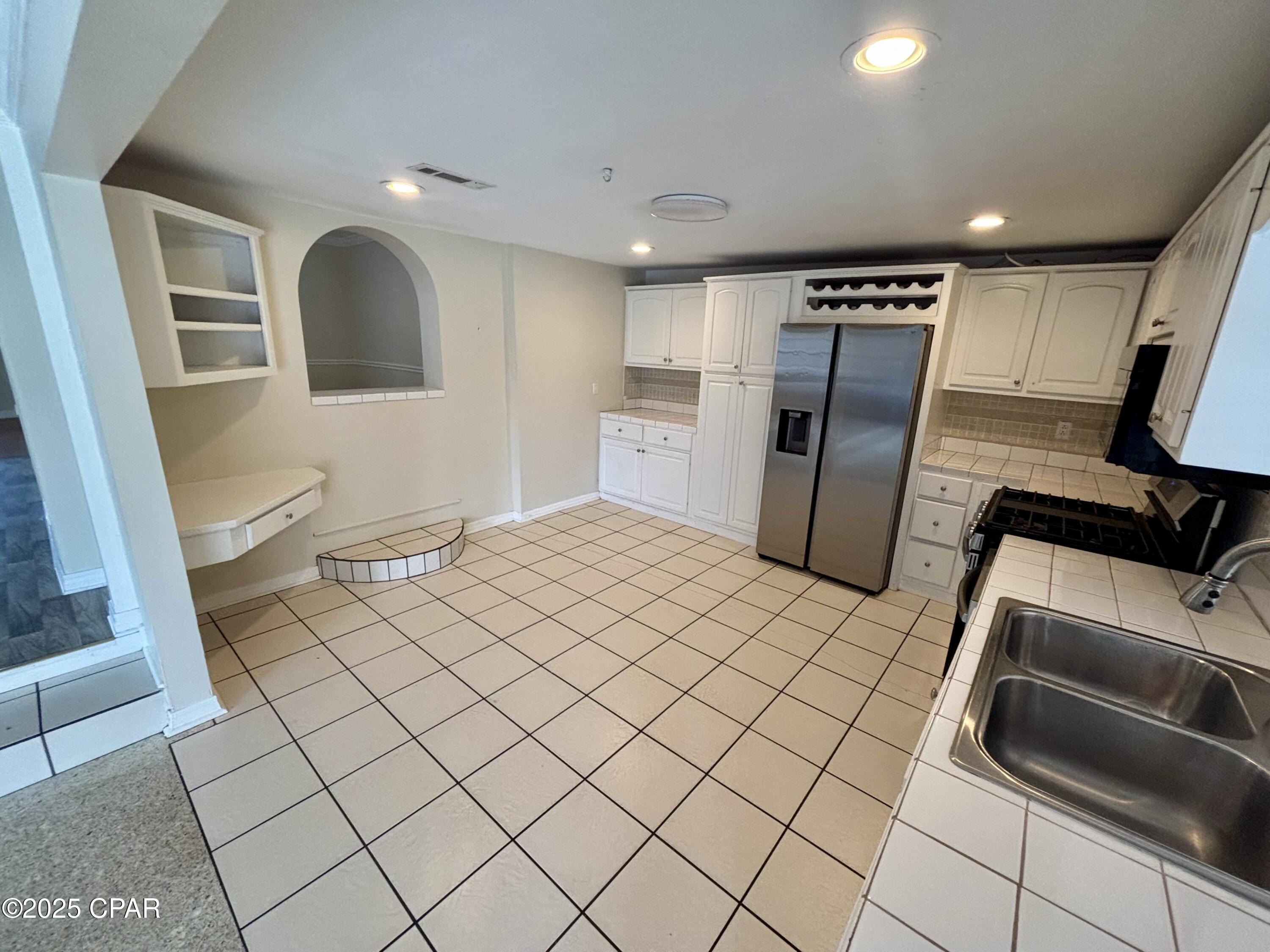 Image 8 For 1206 Buena Vista Boulevard